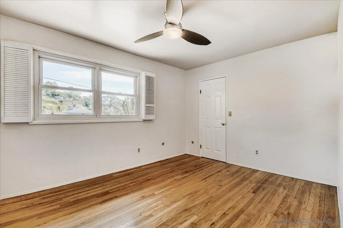 https://cdn.realtyfeed.com/cdn/127/260013873/a79fe2b941fc69b3f71b42cb1a665386.webp