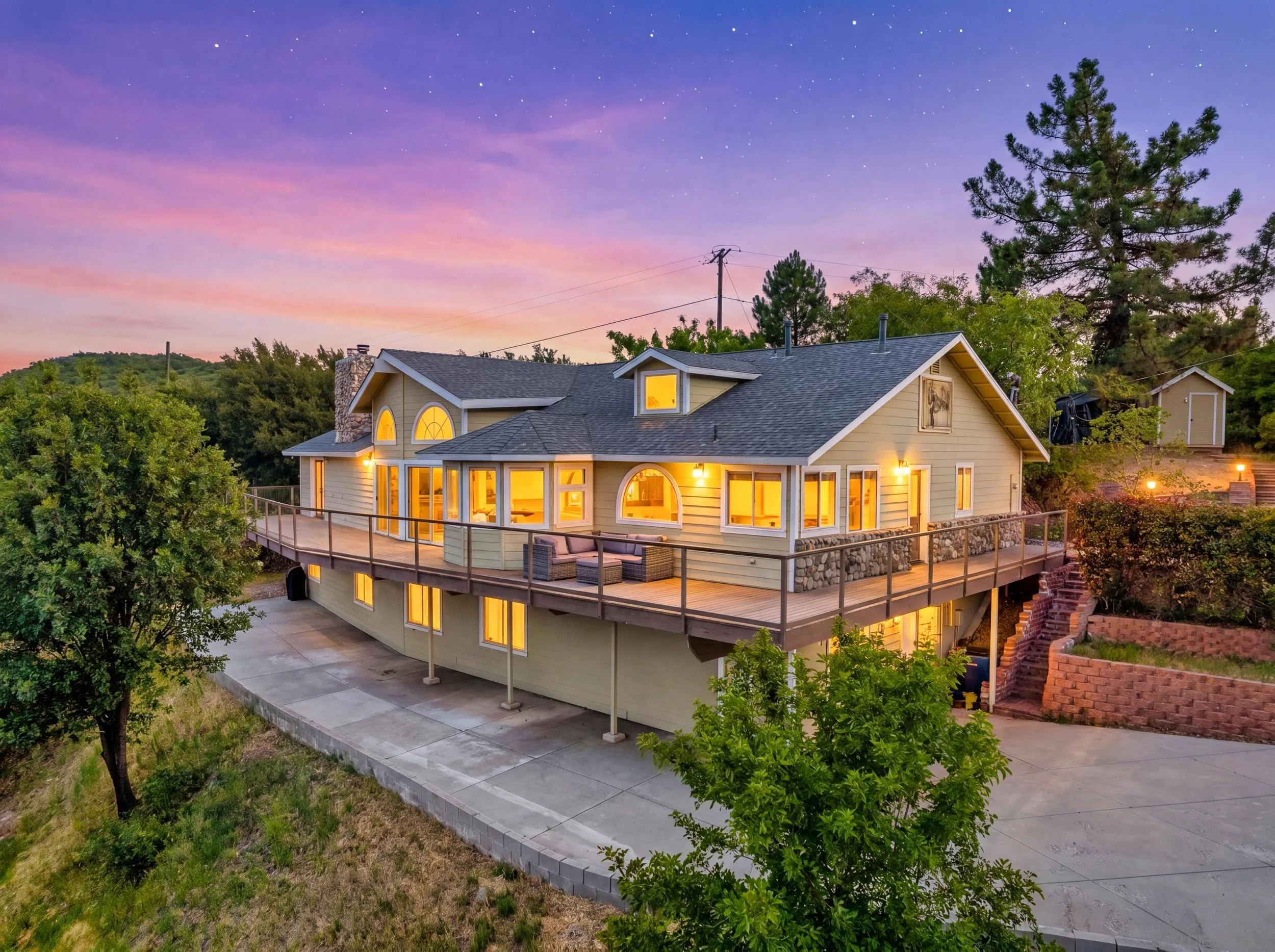 https://cdn.realtyfeed.com/cdn/127/260013877/2701cf7995a82d945bc5a89d7ab2440b.webp