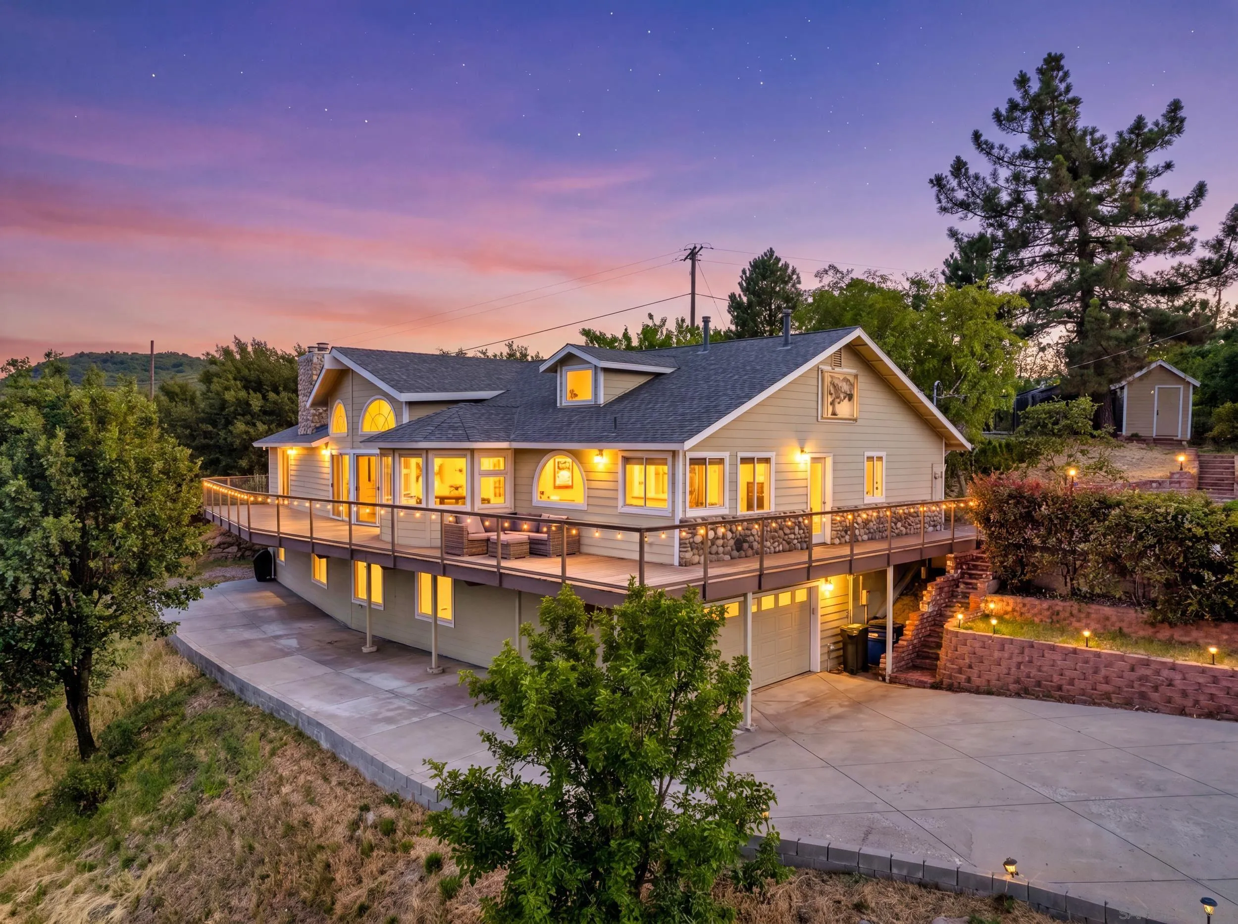 https://cdn.realtyfeed.com/cdn/127/260013877/78c5e4f655a87234e1e69510934199bb.webp