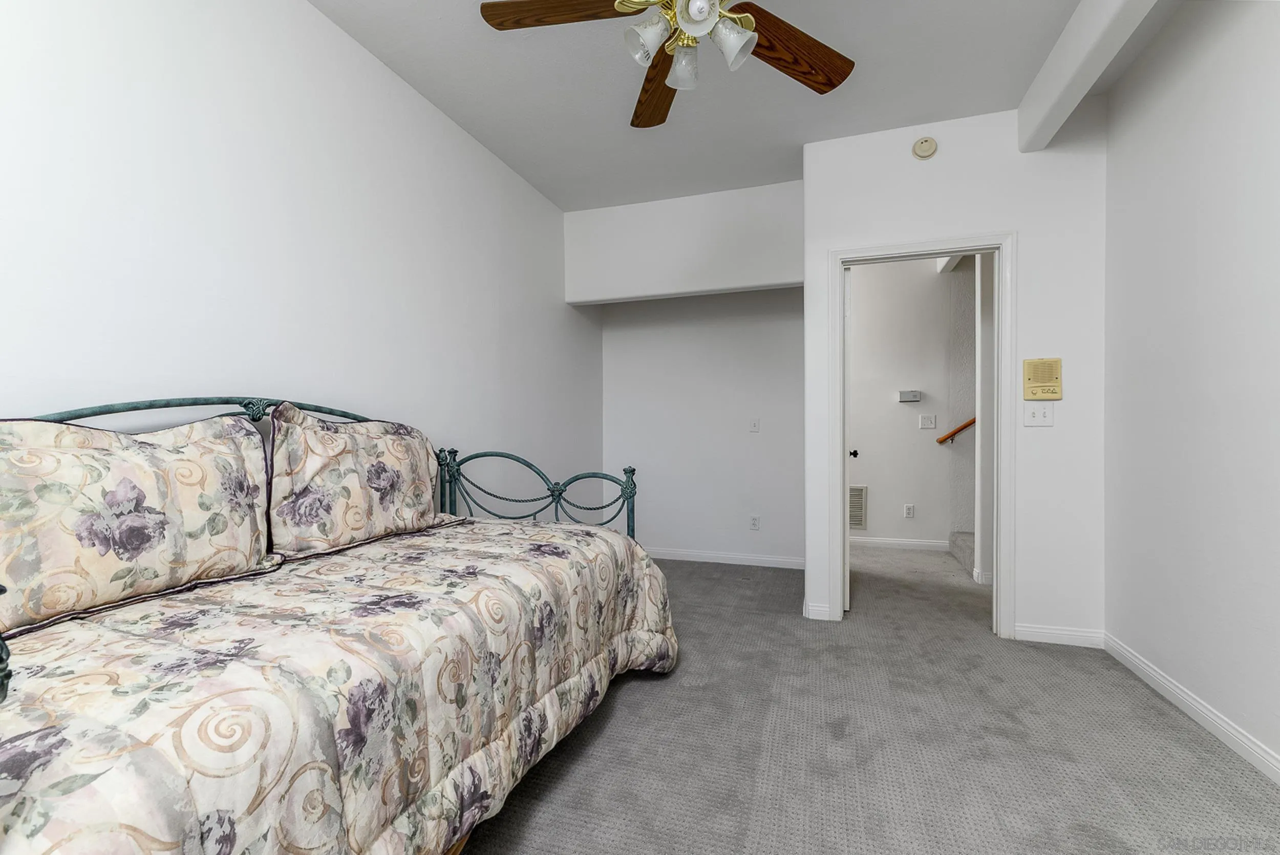 https://cdn.realtyfeed.com/cdn/127/260013877/933081b7eeca37b3019117abb55f0ca6.webp