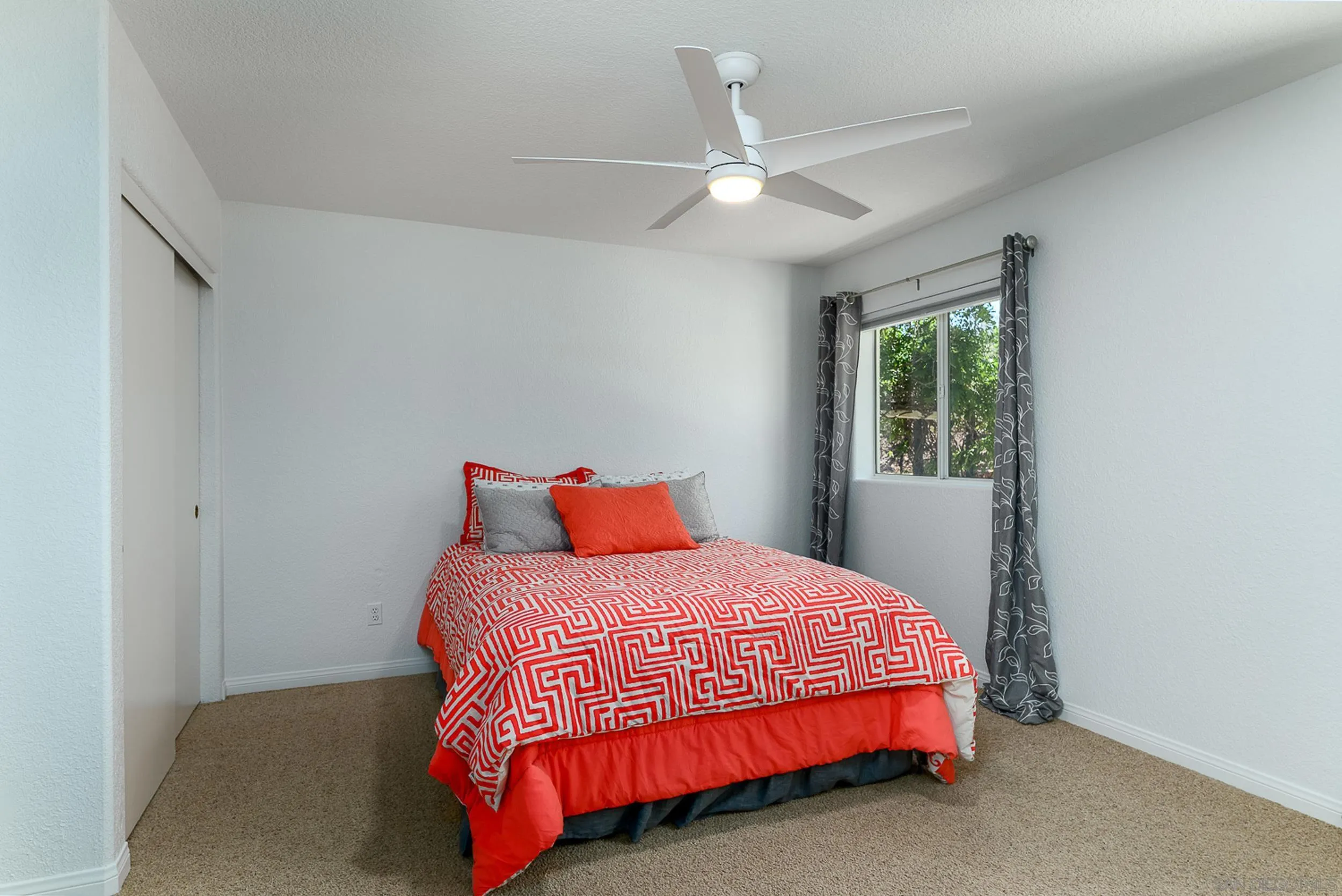 https://cdn.realtyfeed.com/cdn/127/260013877/e797c0563d078a61ec54e99640dfc04c.webp