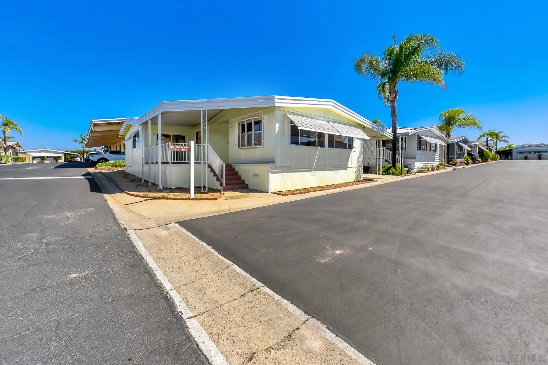 https://cdn.realtyfeed.com/cdn/127/260013878/cfeb82fa4249a3758ee8b067056e3db0.webp