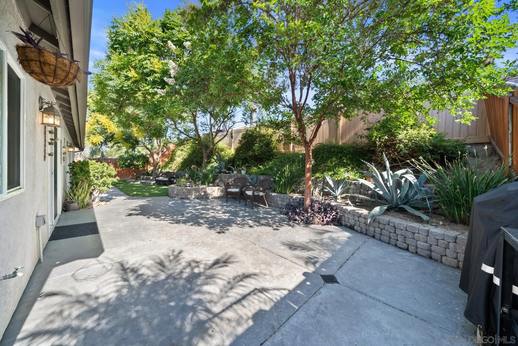 https://cdn.realtyfeed.com/cdn/127/260013879/76317756f37ae6eb6bf2b82f018b26bd.webp