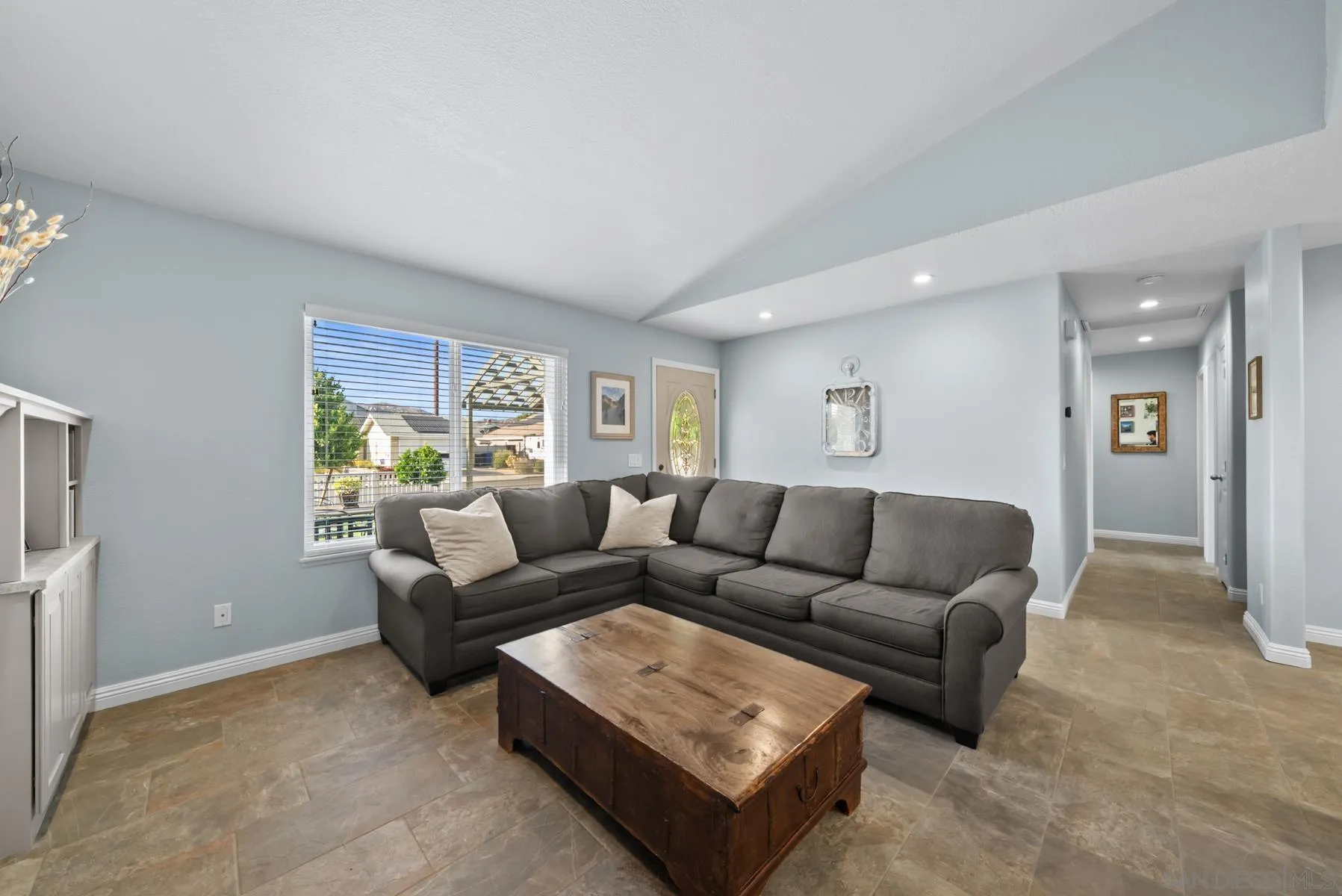 https://cdn.realtyfeed.com/cdn/127/260013879/bc373b6635e662c0fd2b4cd2d81c989f.webp