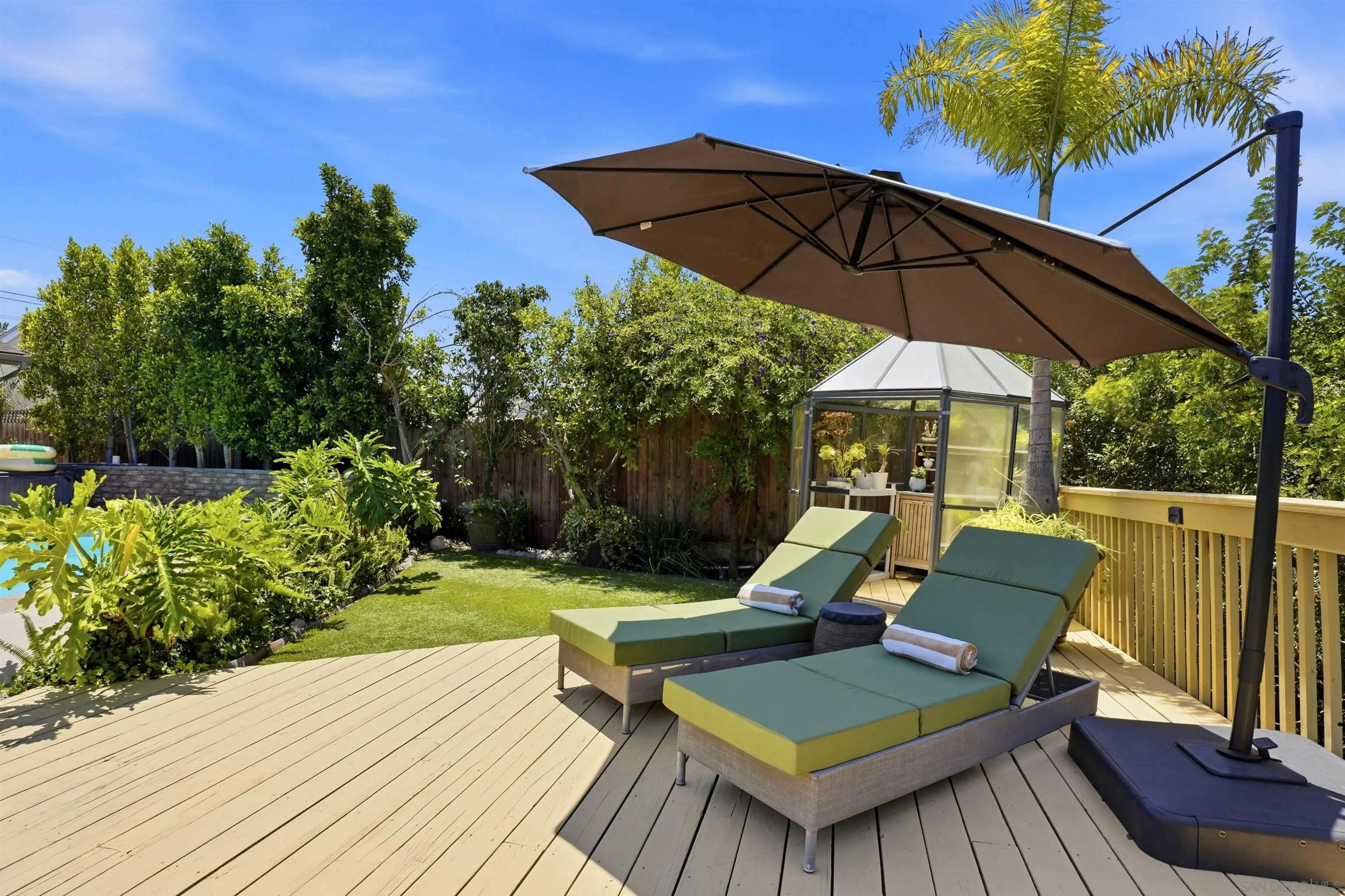 https://cdn.realtyfeed.com/cdn/127/260013882/056f6f0a03dbd27f5023c81a183fec79.webp