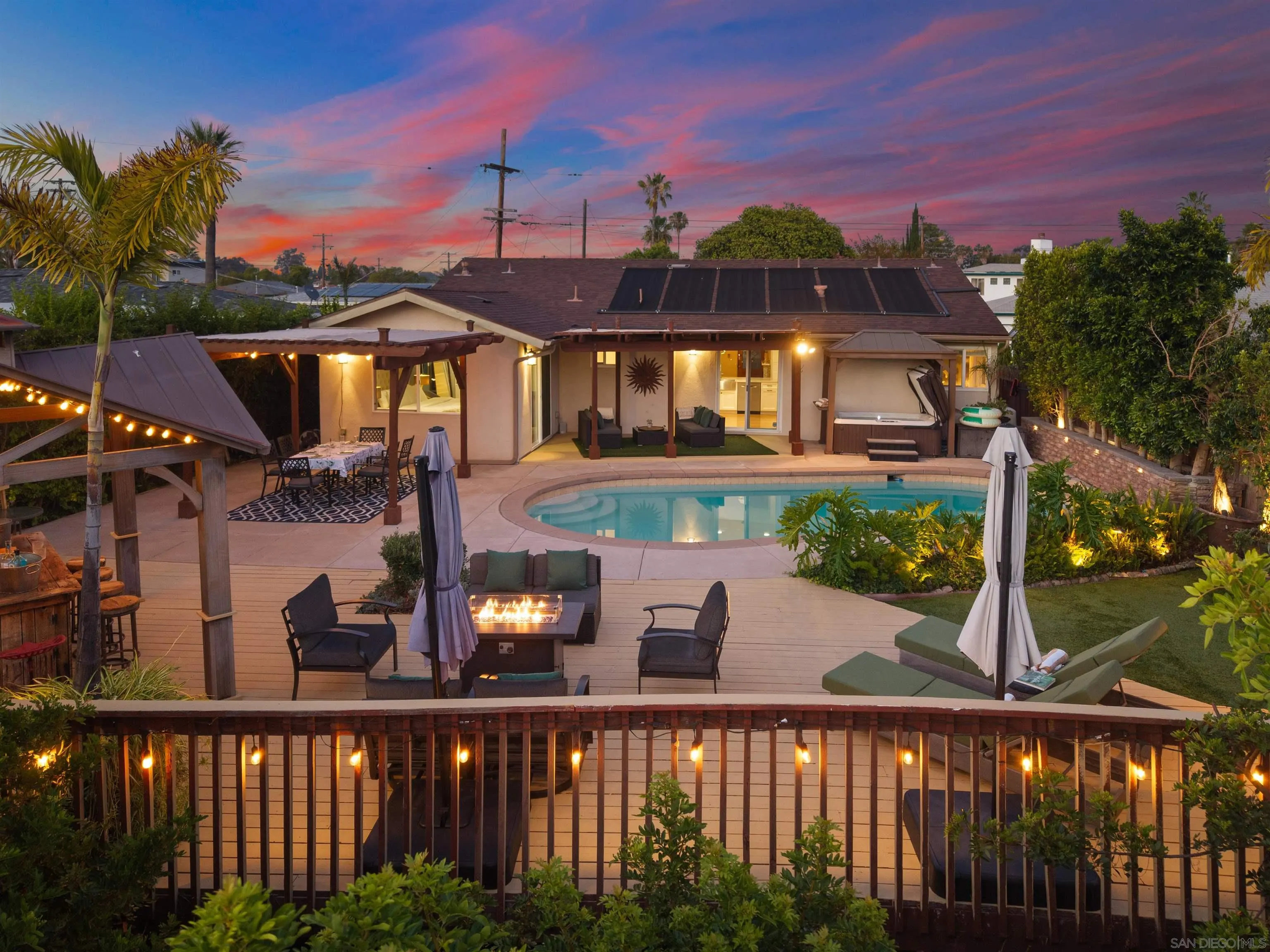 https://cdn.realtyfeed.com/cdn/127/260013882/4cec551d2ce8ad2727a9cccffe439cdf.webp