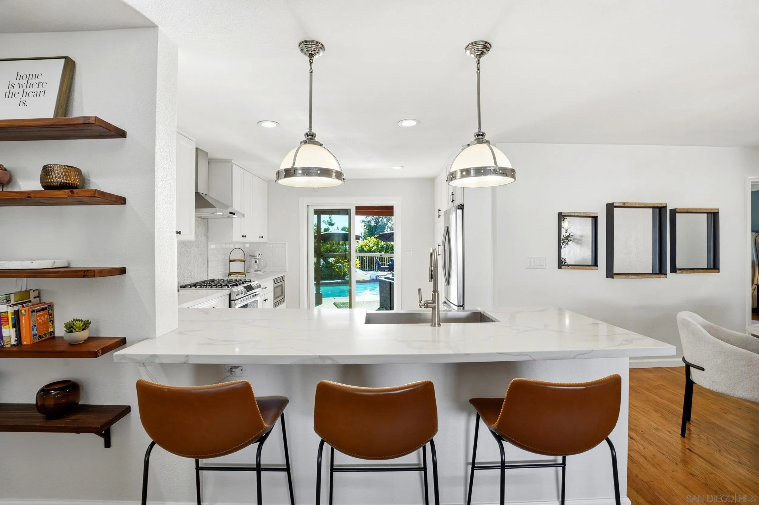 https://cdn.realtyfeed.com/cdn/127/260013882/7ba78ff80cf9cba75c8376d1f6dde6f8.webp