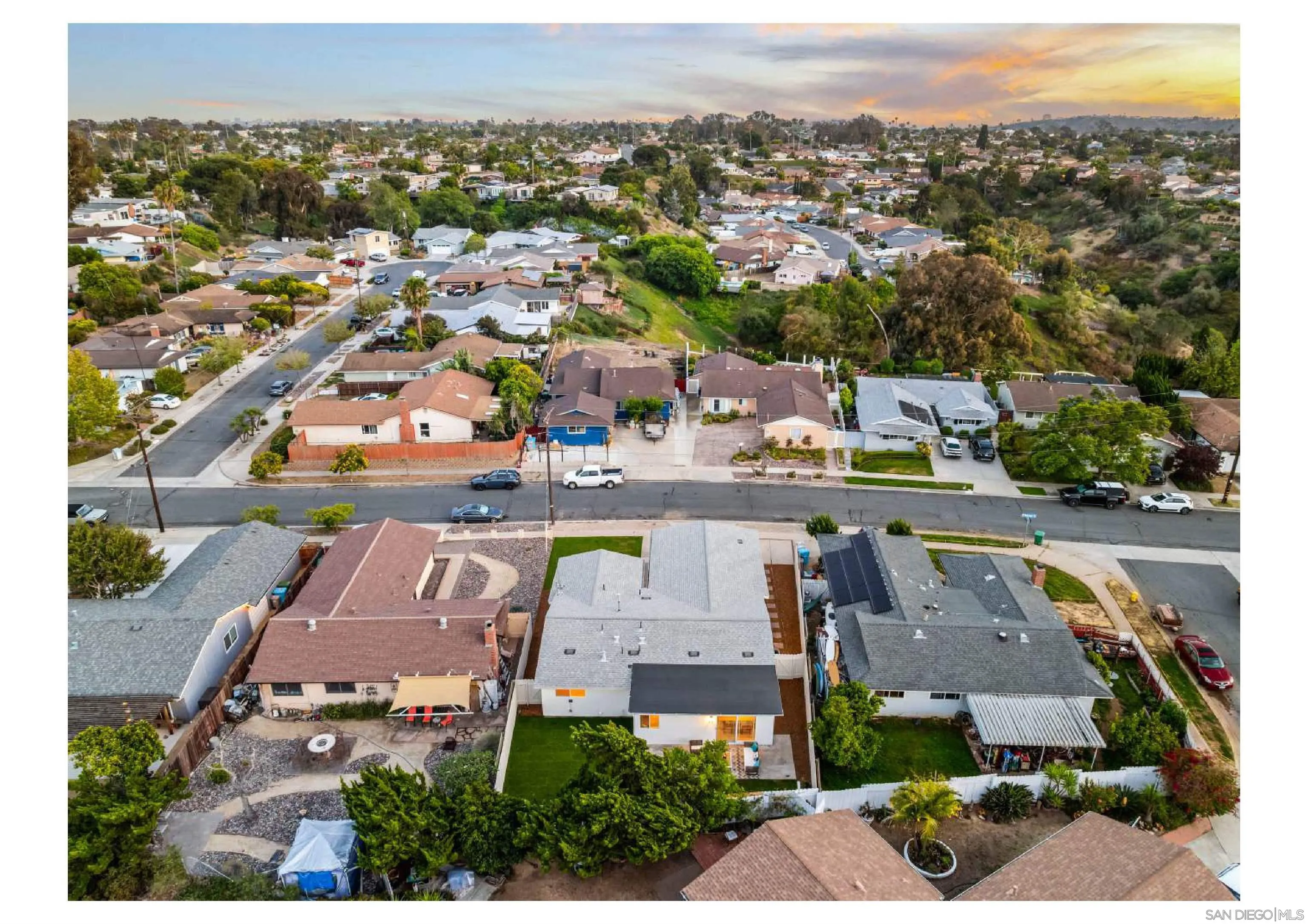 https://cdn.realtyfeed.com/cdn/127/260013883/73e38217aa18488d50dc784dfa5559bf.webp
