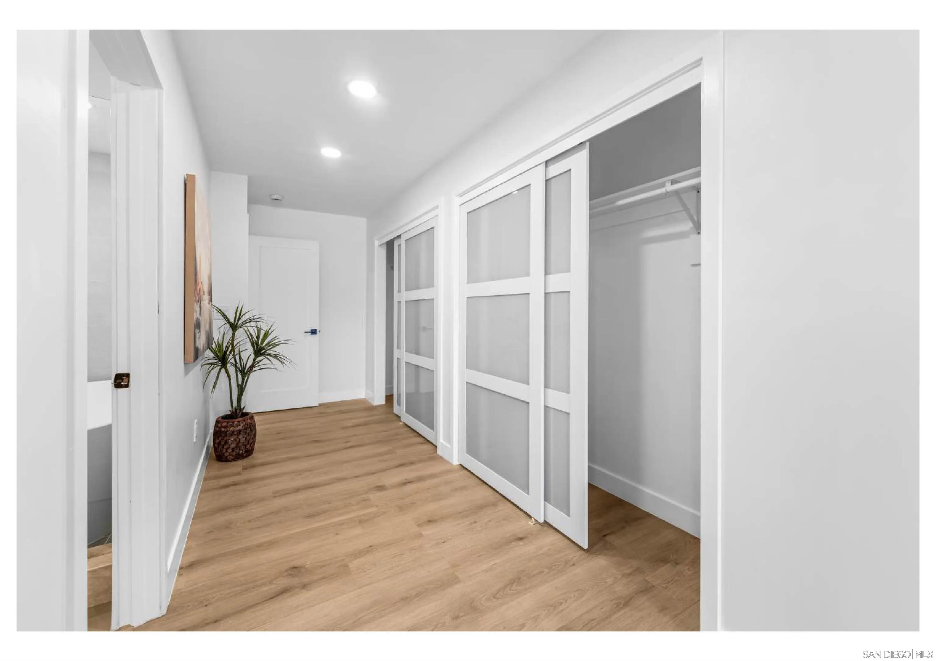 https://cdn.realtyfeed.com/cdn/127/260013883/acc5d25be2c77227827fdb1634ebf4fb.webp