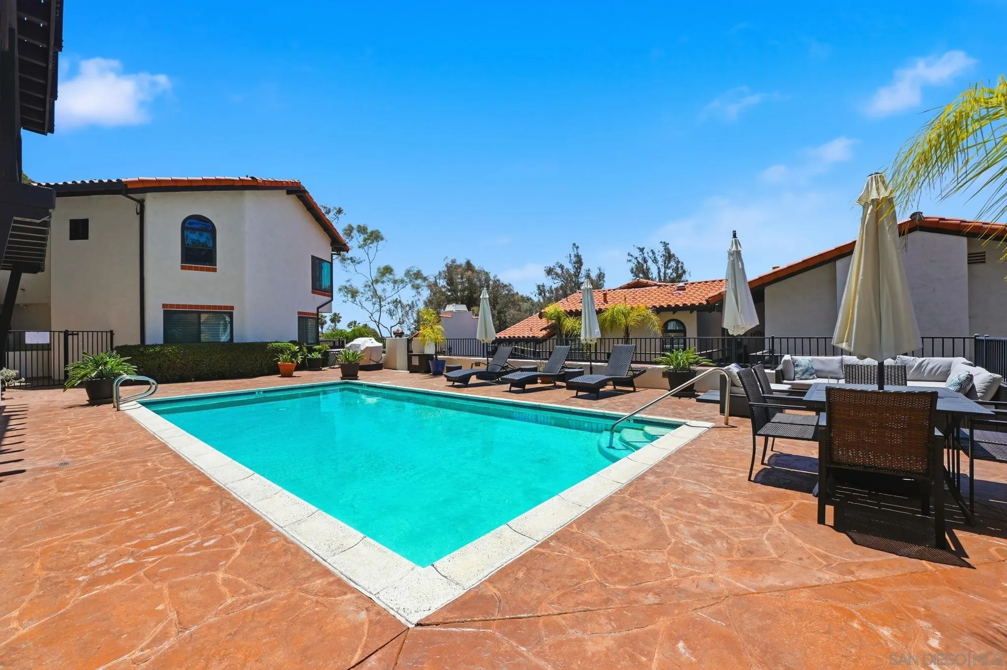 Photo #3: 260013884 Listing: Photo #3