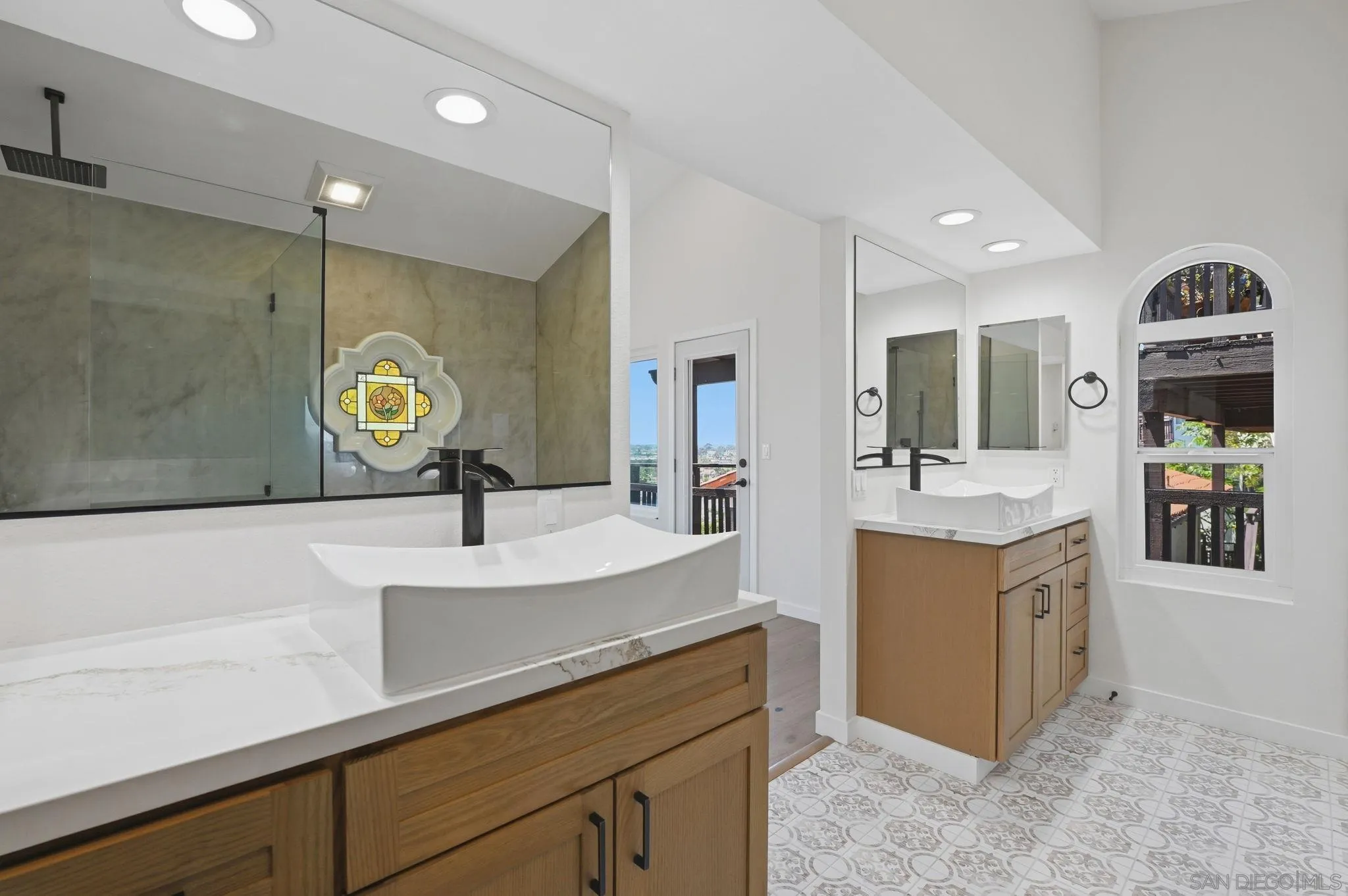 Photo #33: 260013884 Listing: Photo #33