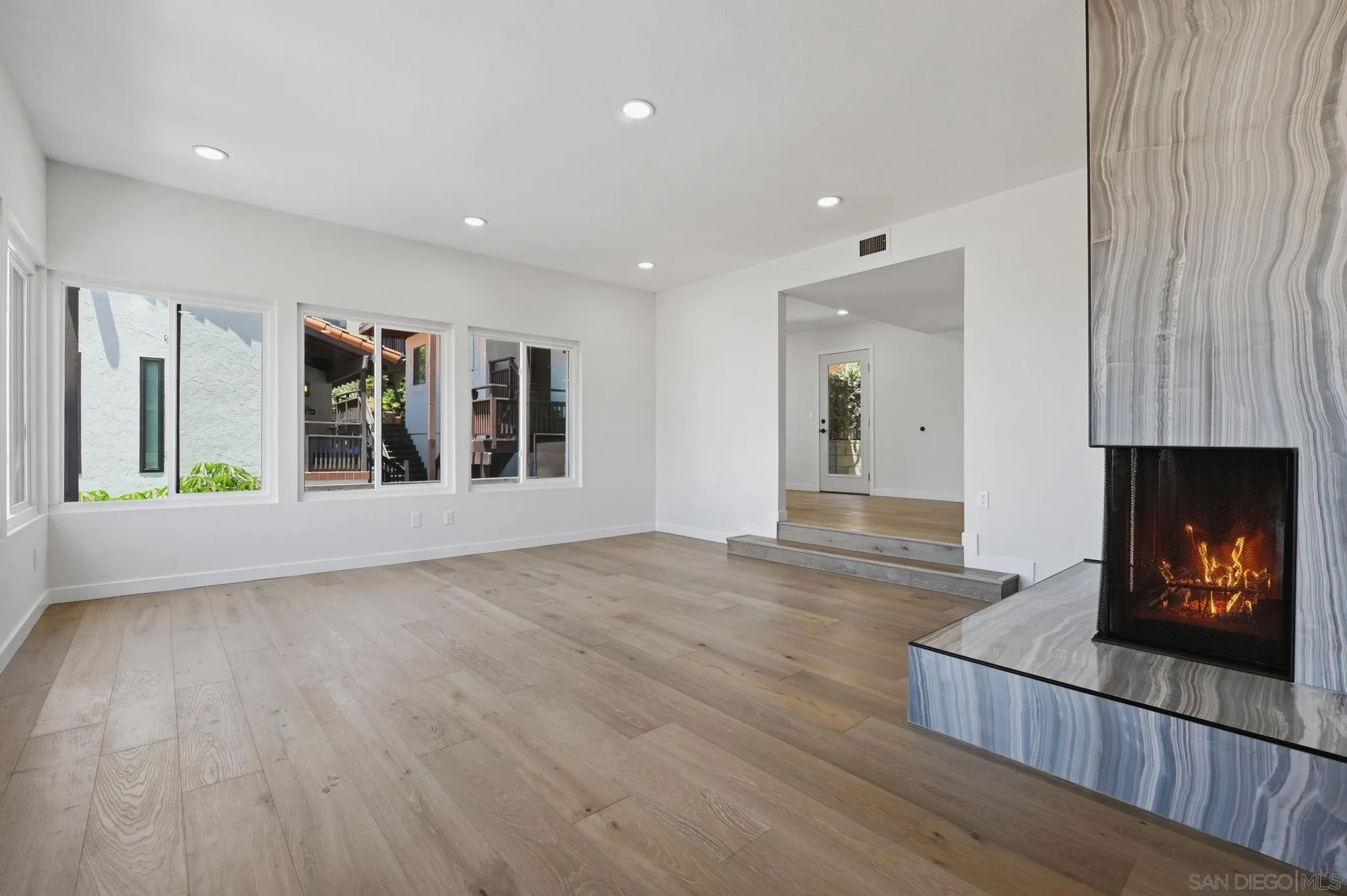 Photo #7: 260013884 Listing: Photo #7