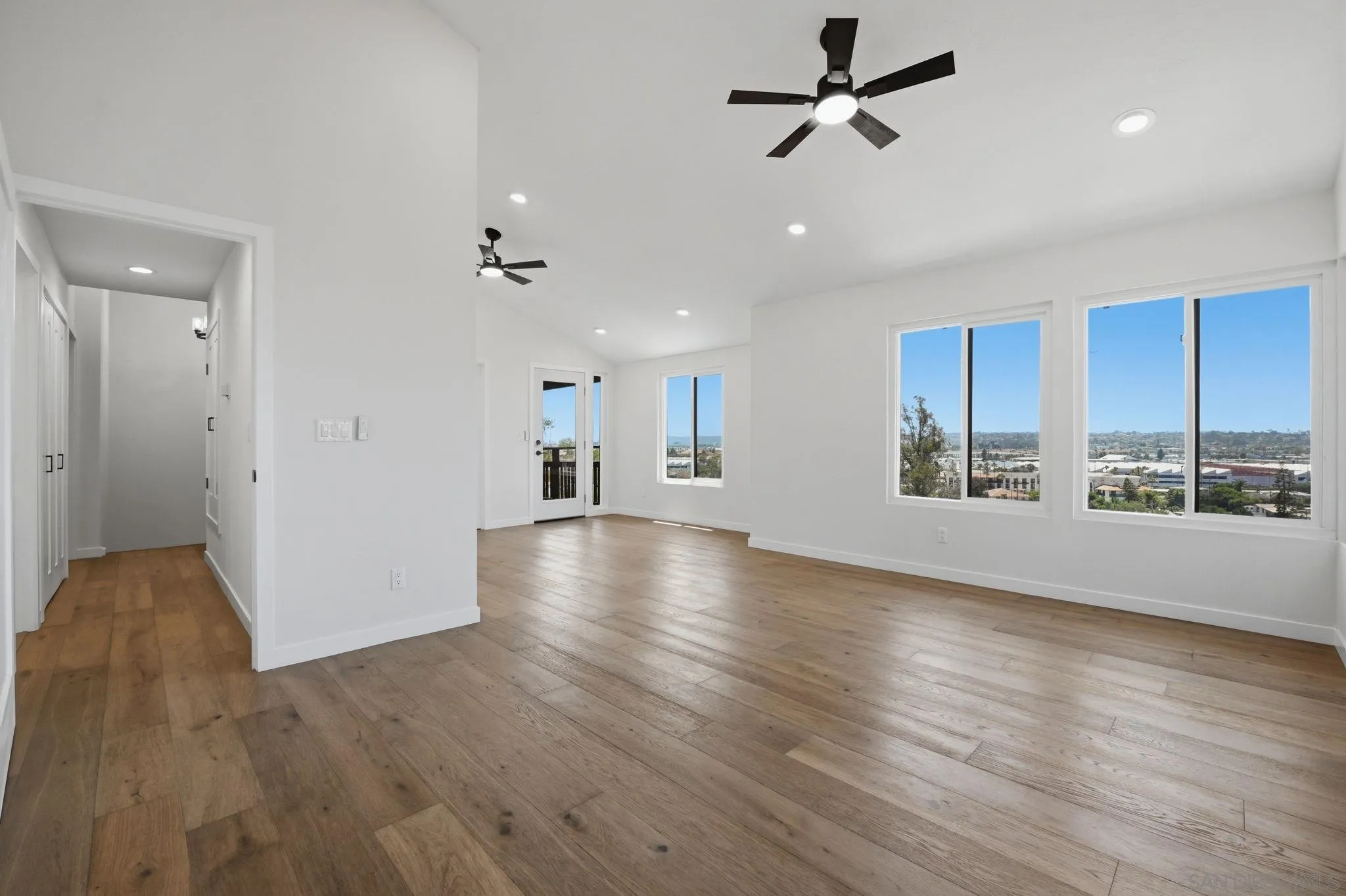 Photo #26: 260013884 Listing: Photo #26