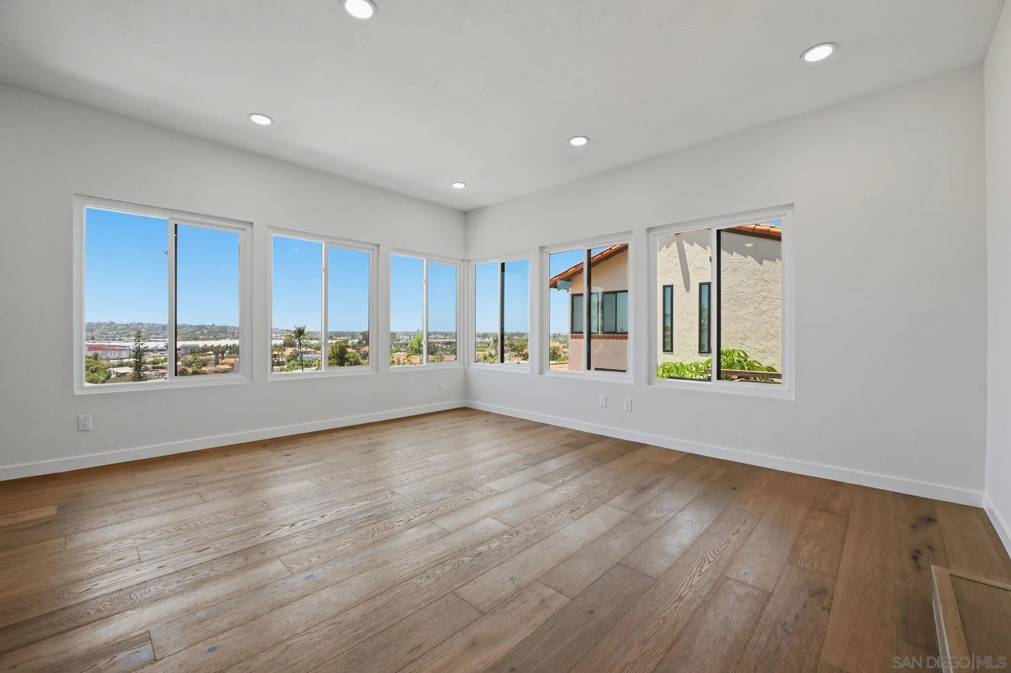 Photo #10: 260013884 Listing: Photo #10