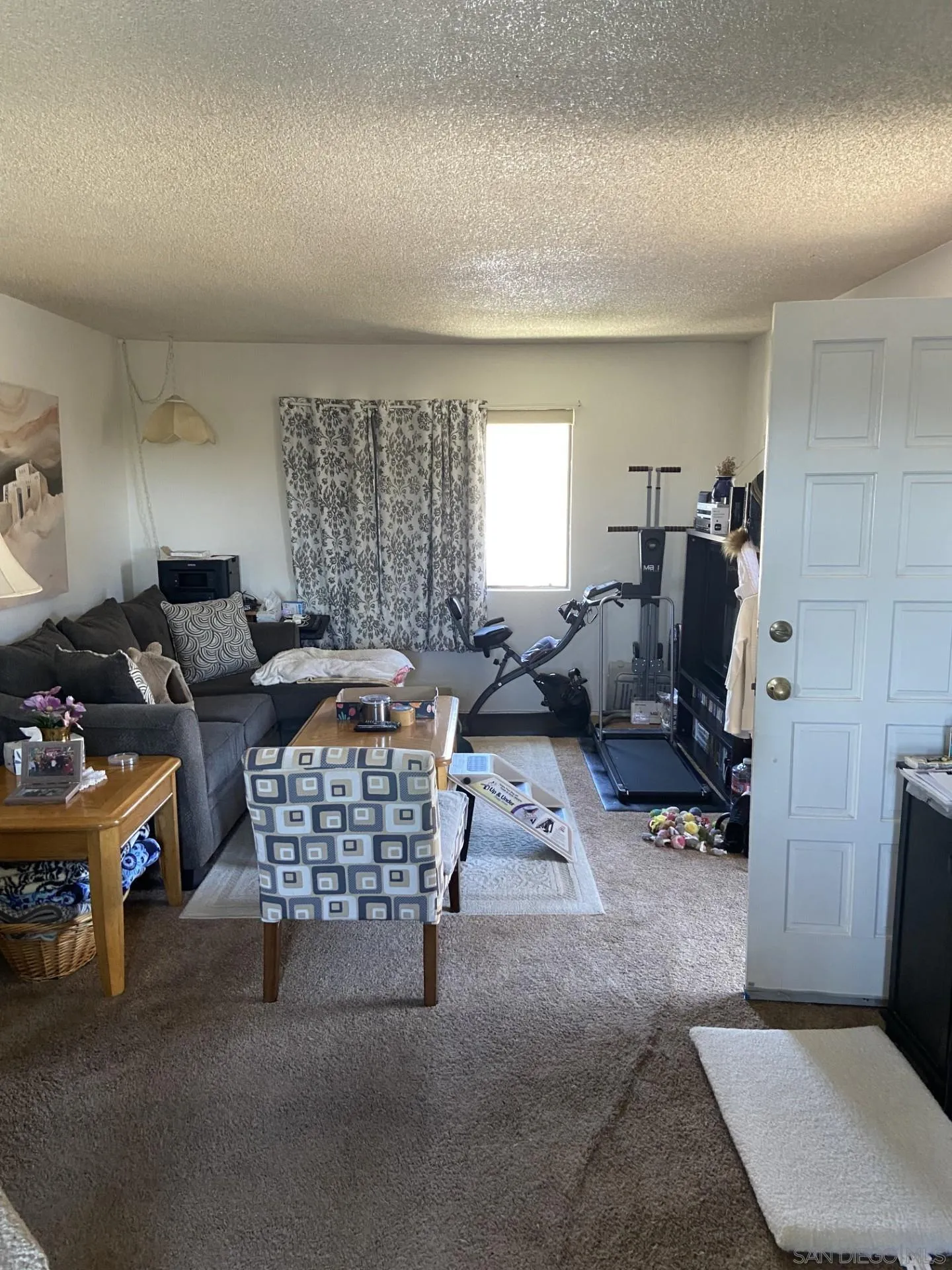 https://cdn.realtyfeed.com/cdn/127/260013886/2b60780f7e025db50f3a4d3a5f4079d4.webp