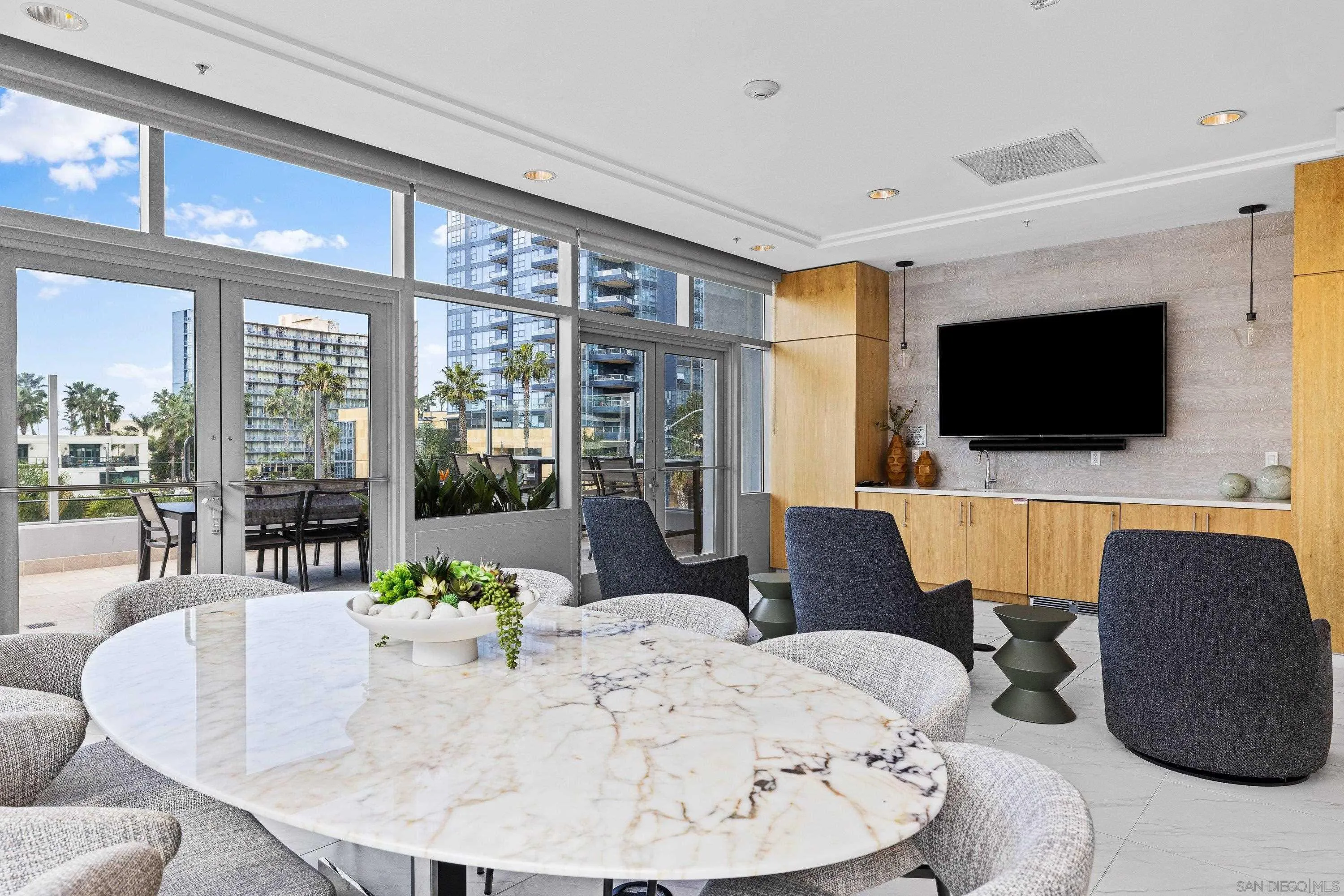 https://cdn.realtyfeed.com/cdn/127/260013889/3dc7770632566875ed4215c10e22eb00.webp