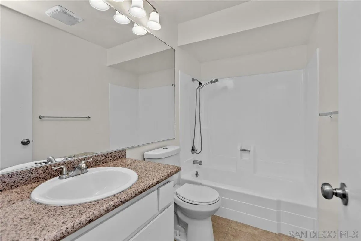 Photo #32: 260013894 Listing: Photo #32
