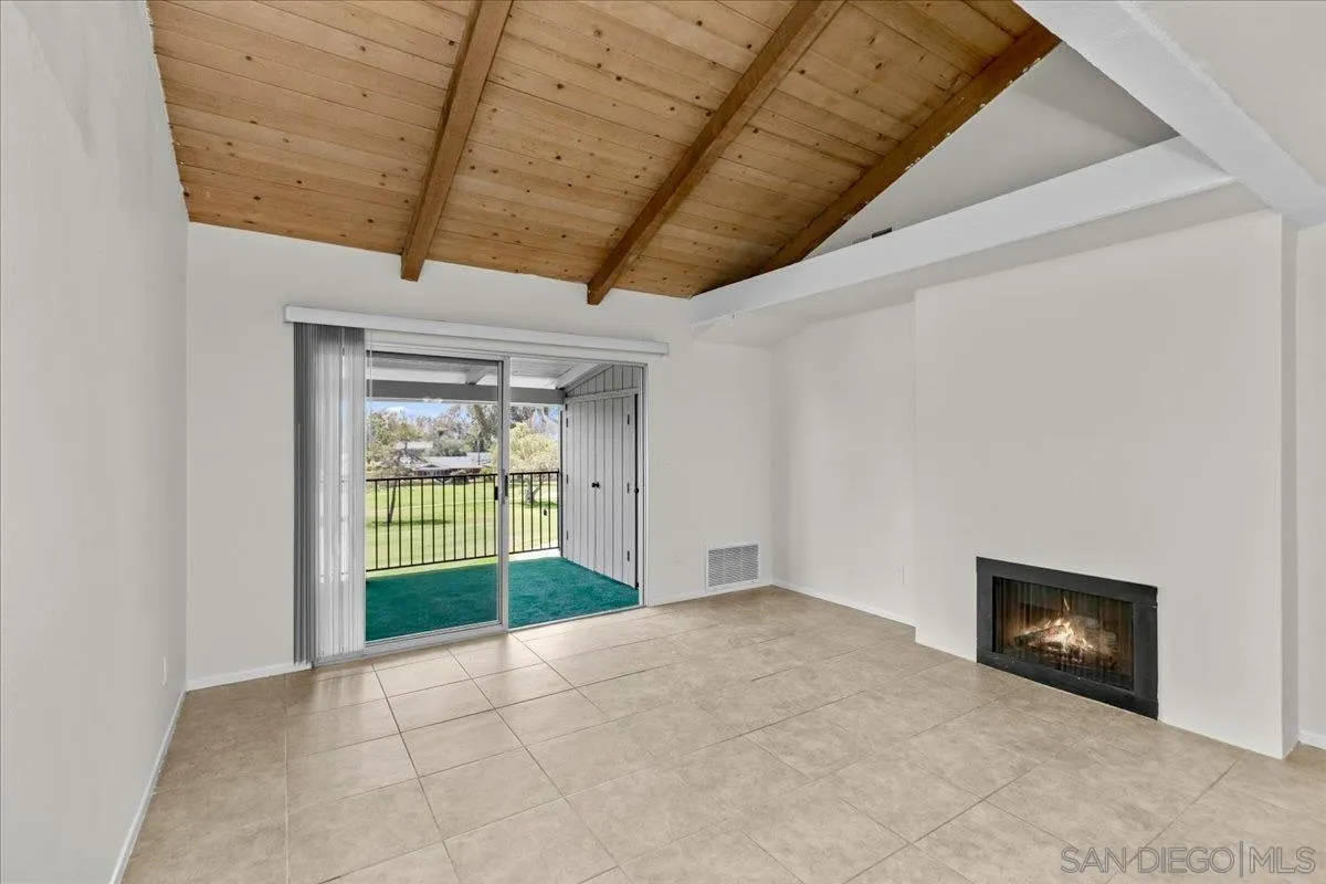 Photo #9: 260013894 Listing: Photo #9