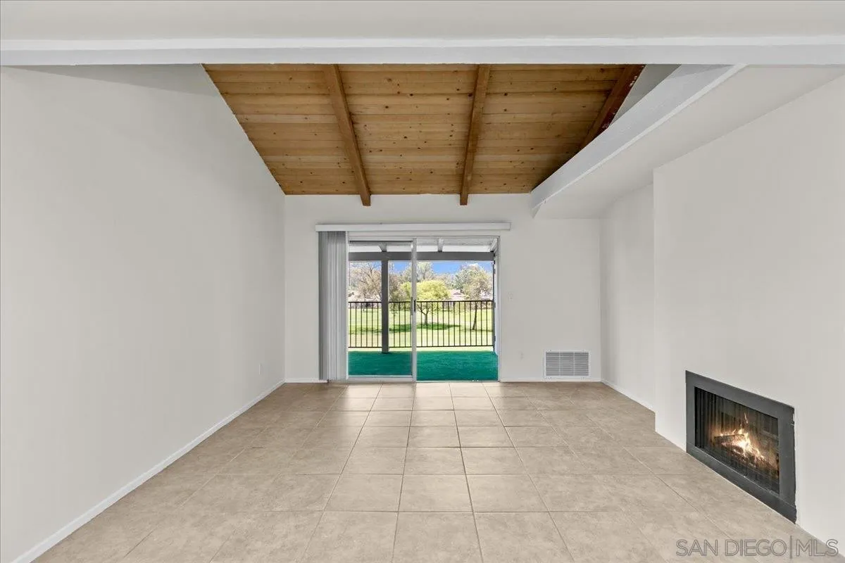 Photo #17: 260013894 Listing: Photo #17