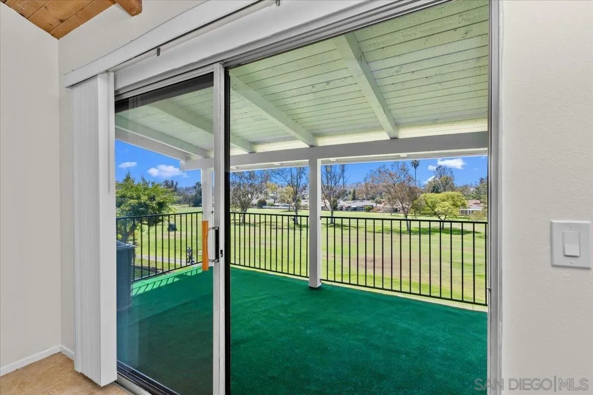 Photo #11: 260013894 Listing: Photo #11