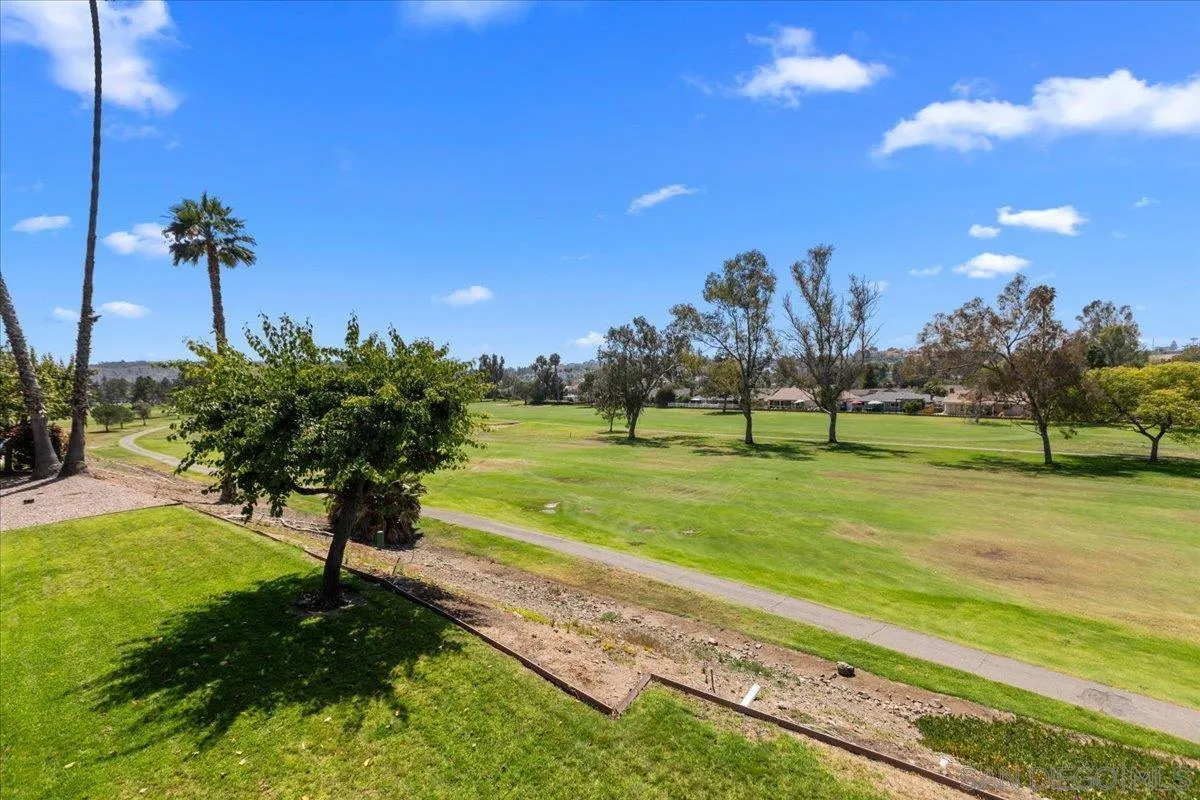 Photo #14: 260013894 Listing: Photo #14