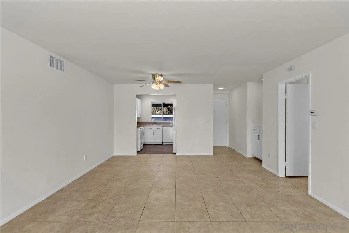 Photo #24: 260013894 Listing: Photo #24