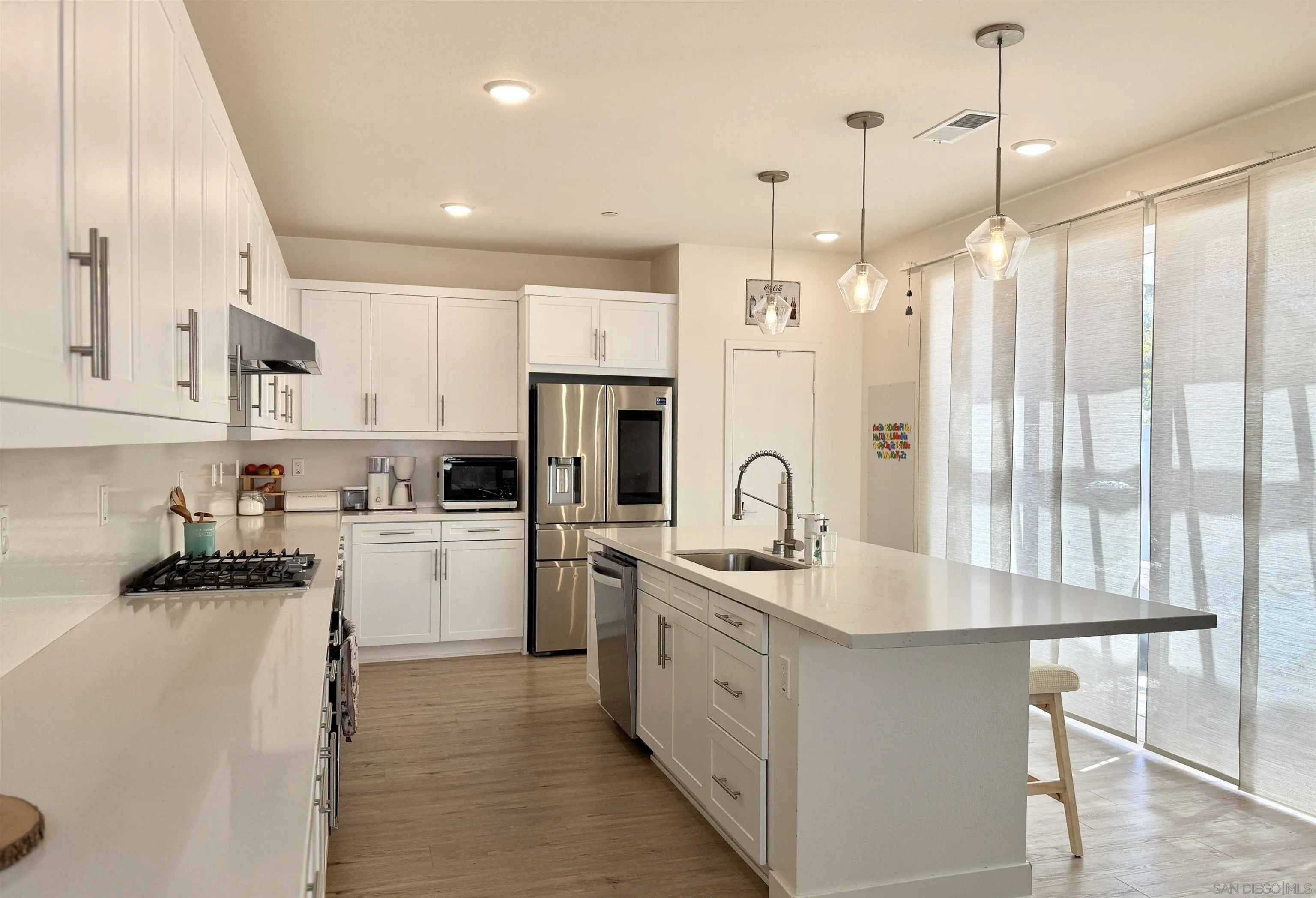 https://cdn.realtyfeed.com/cdn/127/260013898/62128731677bcdcdaf0e14b2fa1b0526.webp
