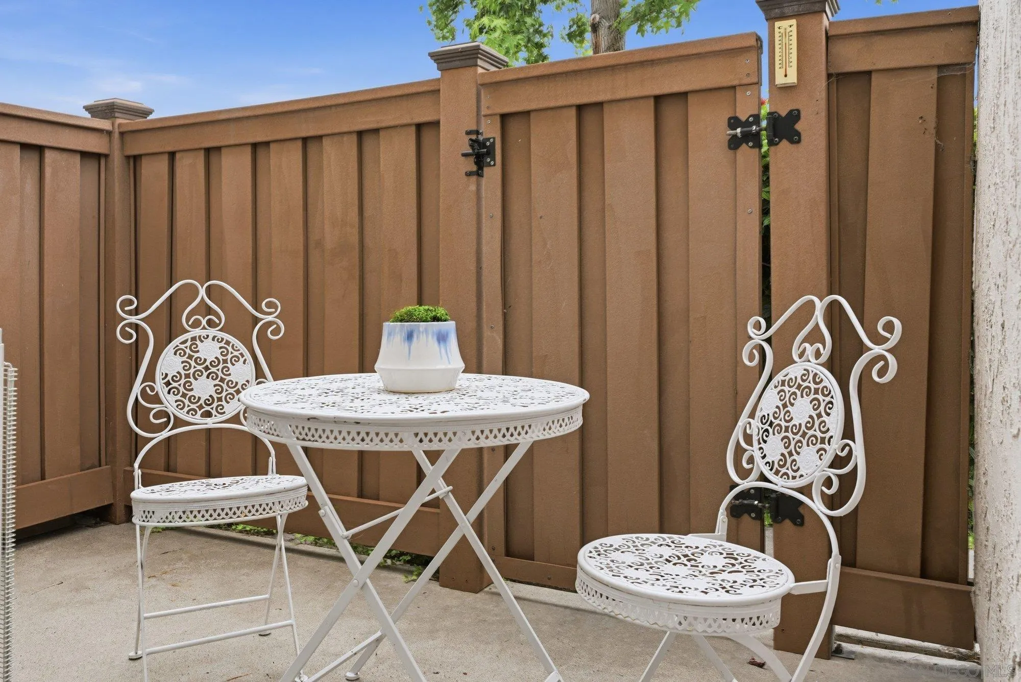 Photo #15: 260013911 Listing: Photo #15