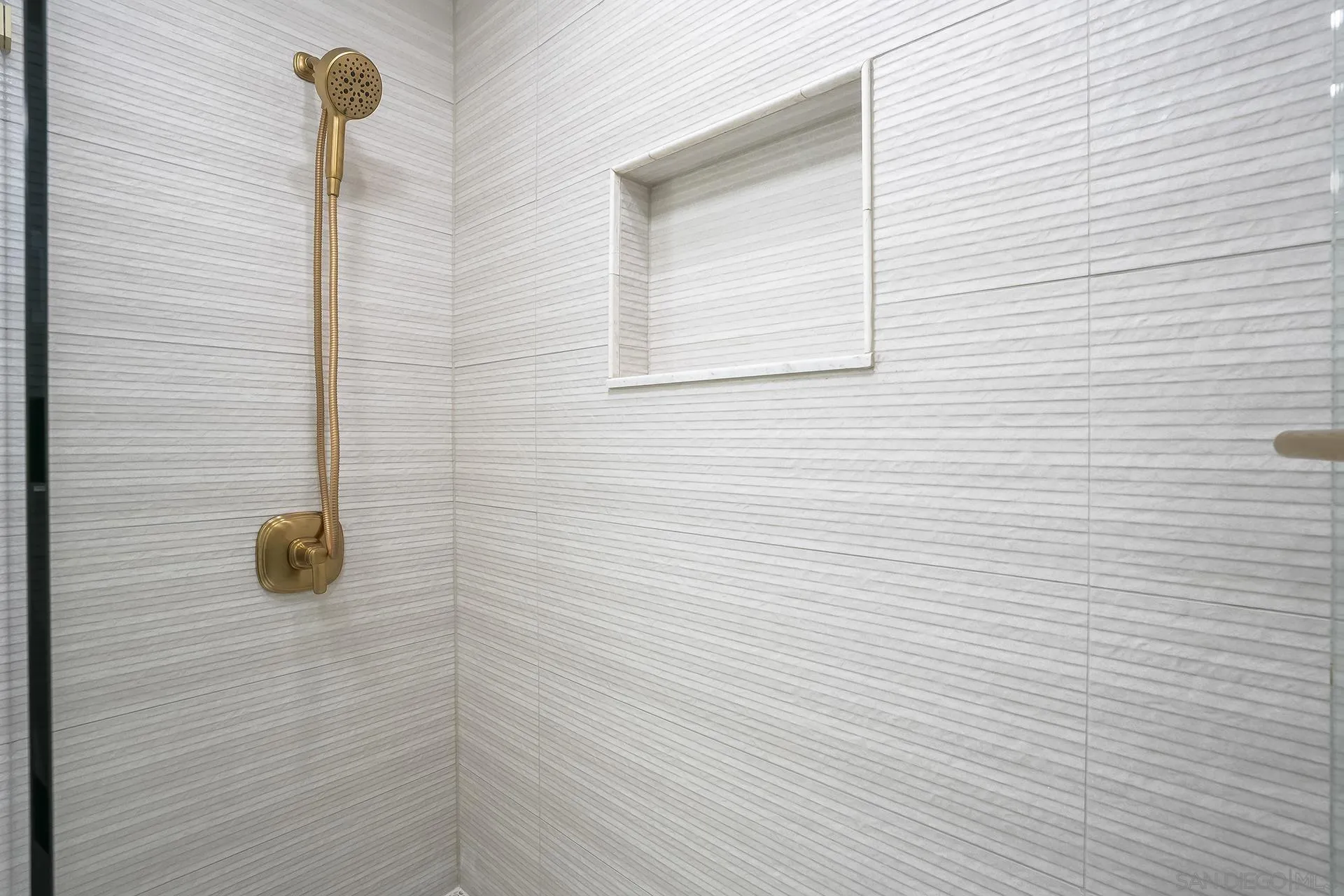 Photo #31: 260013912 Listing: Photo #31