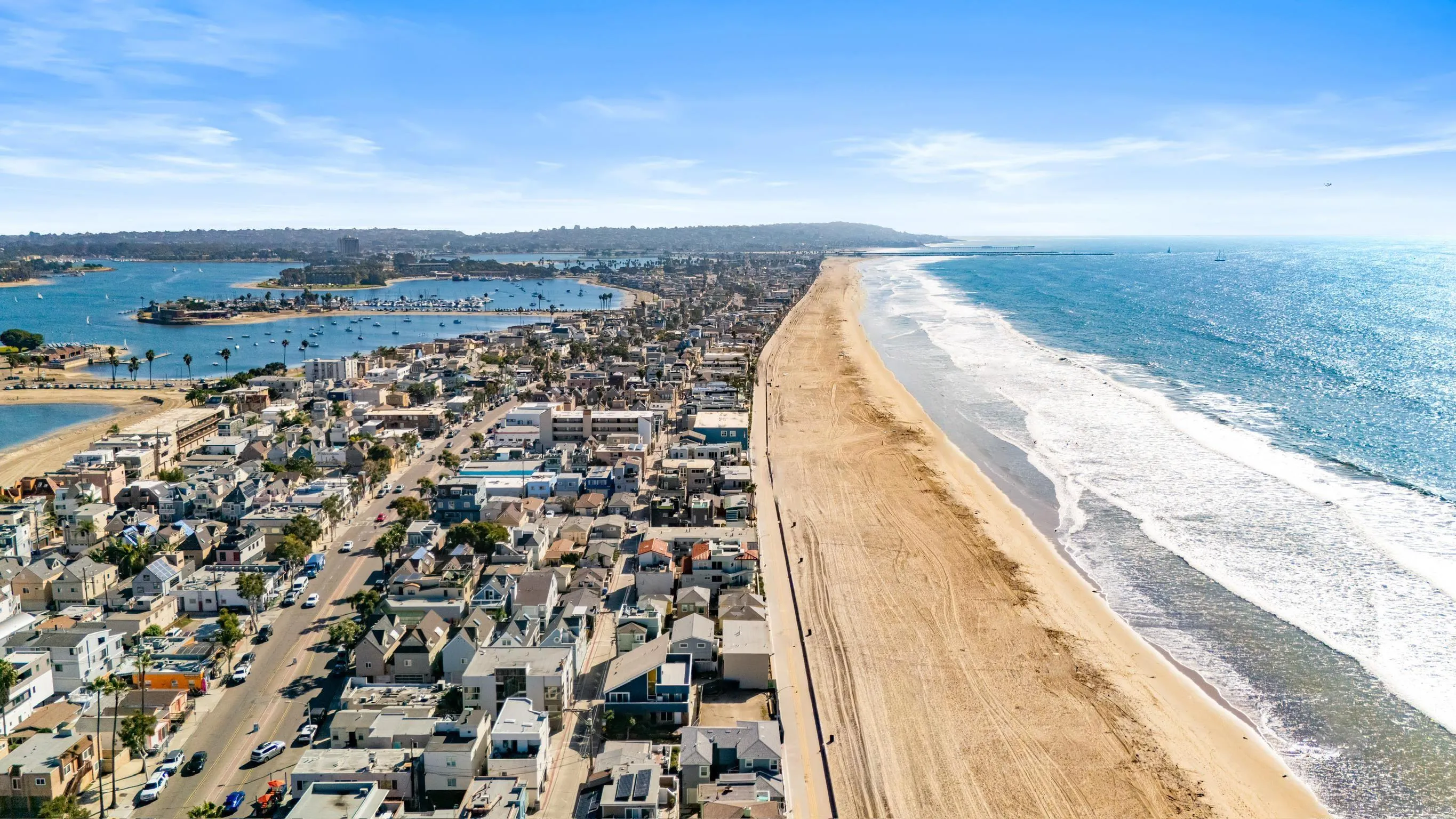 https://cdn.realtyfeed.com/cdn/127/260013919/44db5afd9d638bd41555b992b03ddbe0.webp