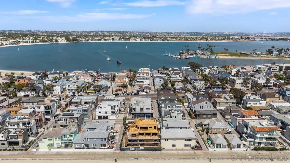 https://cdn.realtyfeed.com/cdn/127/260013919/57444e22d7e31ef2953336283e4532cd.webp