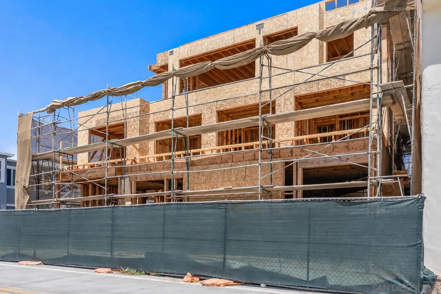 https://cdn.realtyfeed.com/cdn/127/260013919/9e8132d23fe830d35794d74d6d8bd3cc.webp