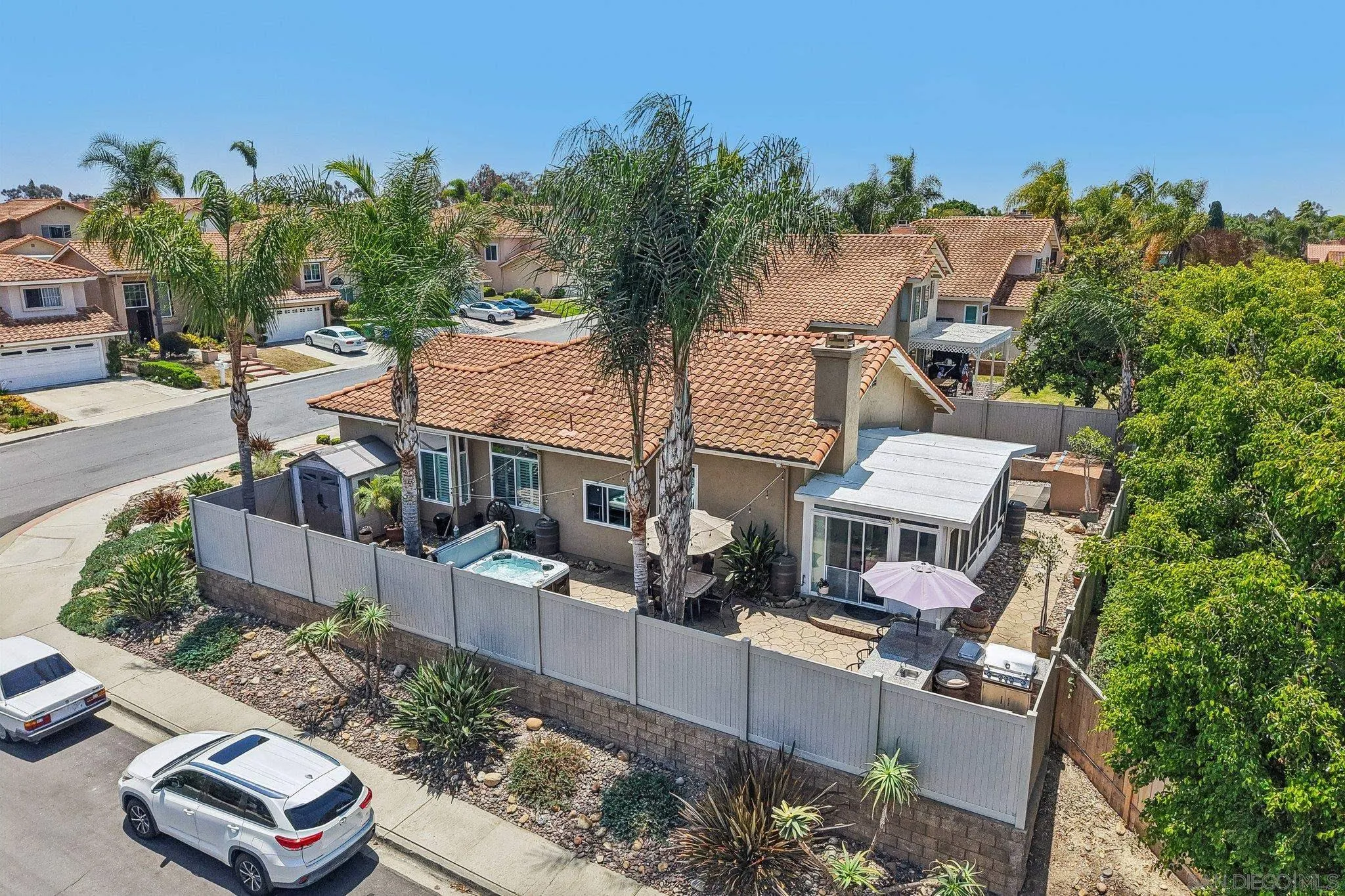 https://cdn.realtyfeed.com/cdn/127/260013923/4b396df8edcc5aaf6e8daf6ff719648d.webp