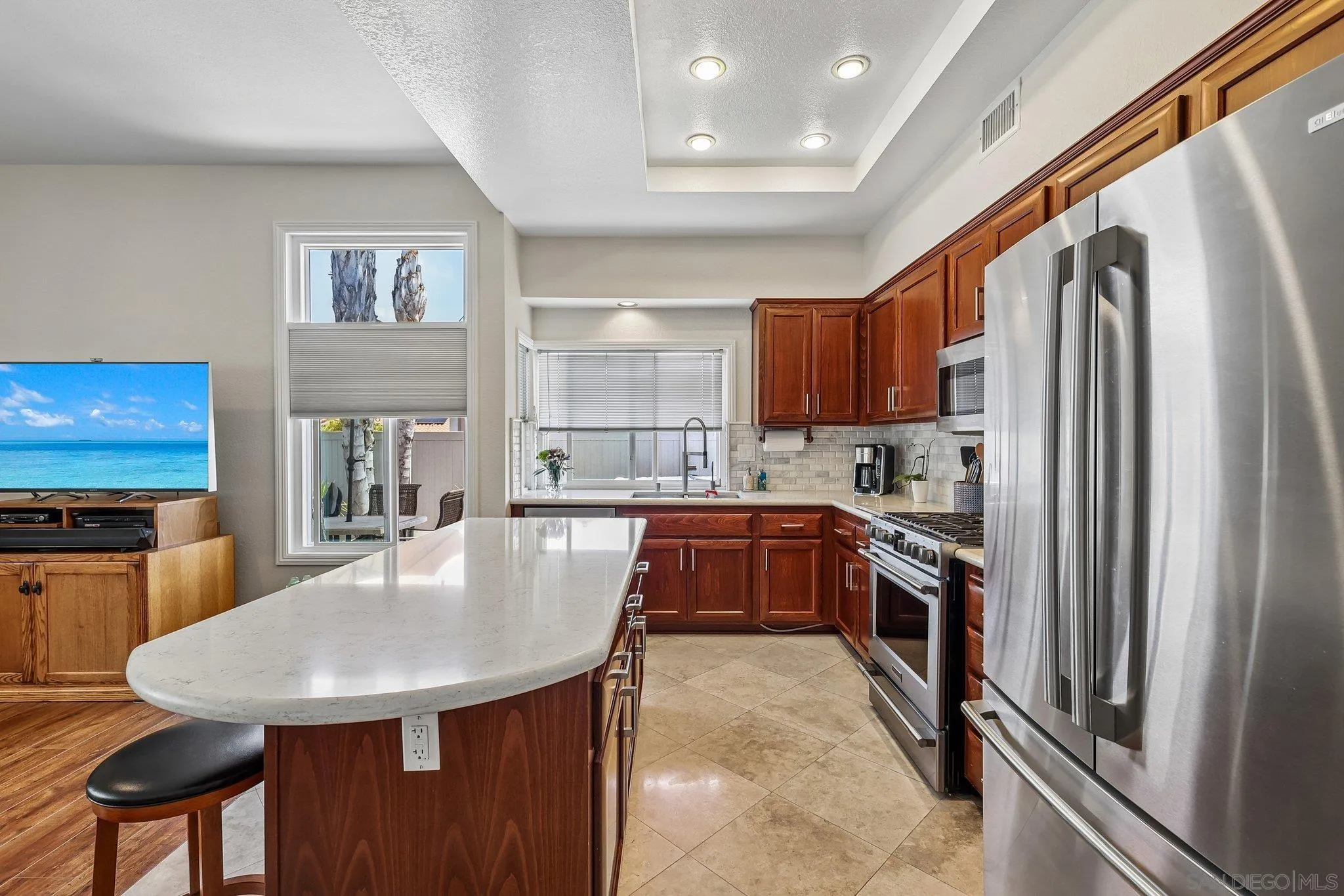 https://cdn.realtyfeed.com/cdn/127/260013923/61fc5dda2847dd5fd5c8fefc1c761b02.webp