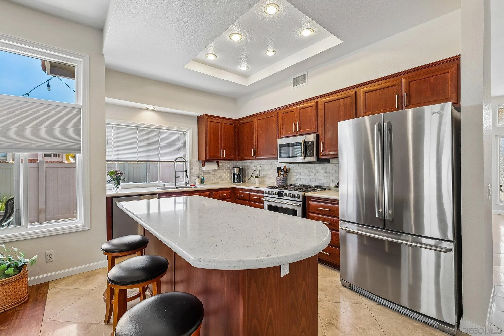 https://cdn.realtyfeed.com/cdn/127/260013923/6497213c774ac877cb039e3dfc1c79b5.webp