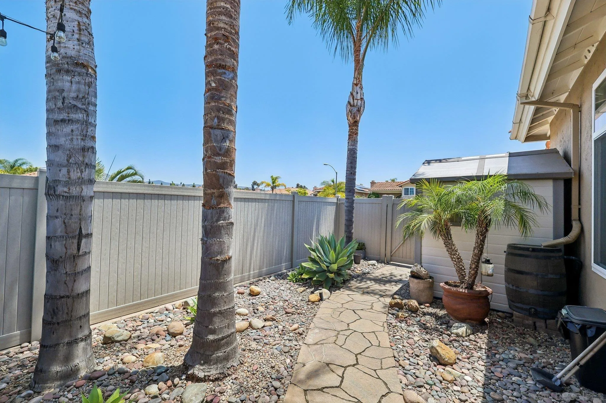 https://cdn.realtyfeed.com/cdn/127/260013923/709c76b8ec8bf8d0900ef87c2896465f.webp