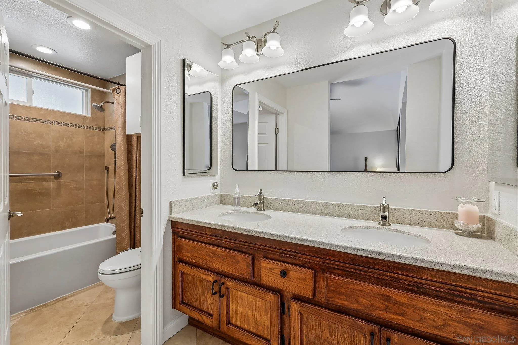 https://cdn.realtyfeed.com/cdn/127/260013923/731b617d556a67e9b8596e872961ca54.webp