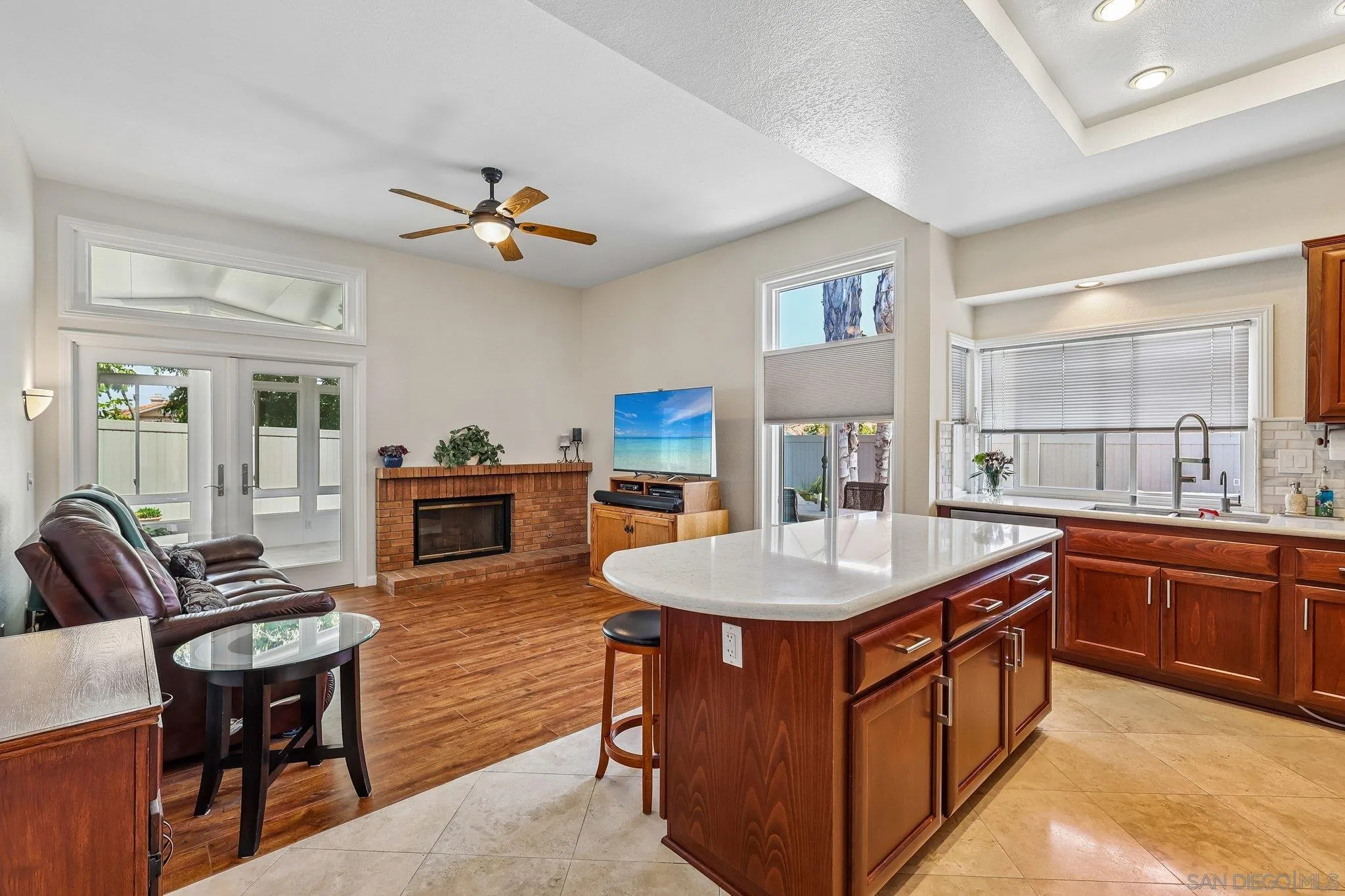 https://cdn.realtyfeed.com/cdn/127/260013923/7990d3909e77c3d431b036d67455651b.webp