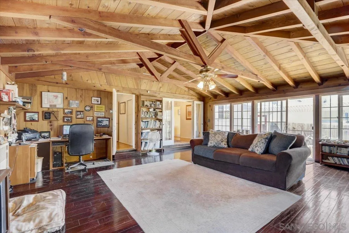 https://cdn.realtyfeed.com/cdn/127/260013928/0d42fac8aeea1d55e3a2fc94244cd562.webp