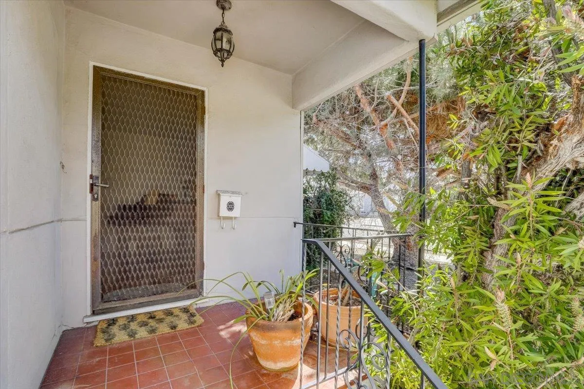 https://cdn.realtyfeed.com/cdn/127/260013928/4af3a43f38d58d6d40f6906acd1f4f11.webp