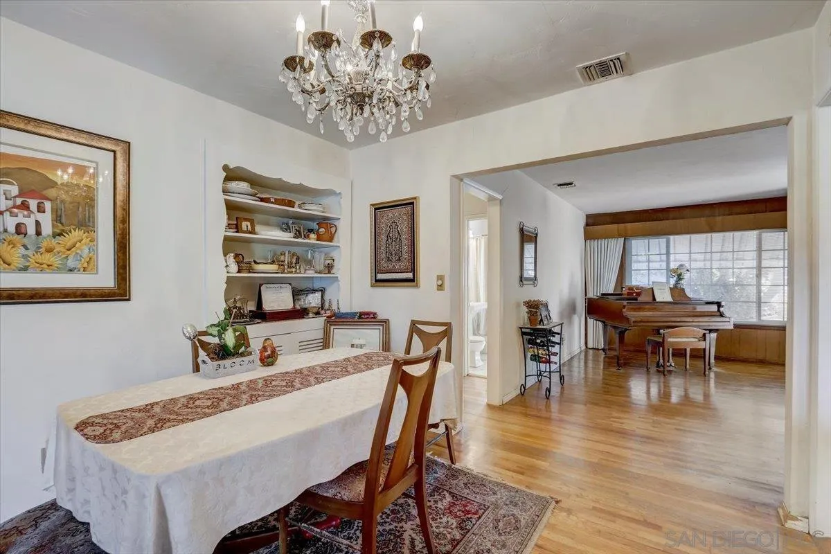 https://cdn.realtyfeed.com/cdn/127/260013928/7b7f2e1299247e8da6b2a9ecb1b6c80a.webp