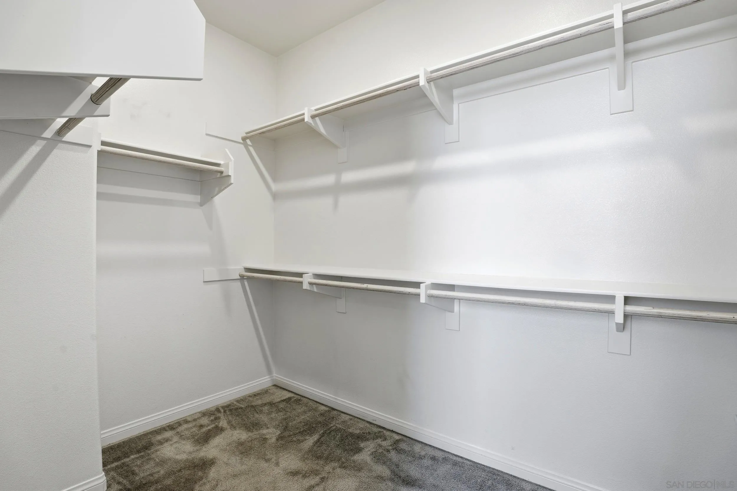Photo #28: 260013930 Listing: Photo #28