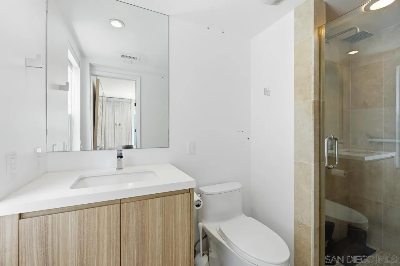 Photo #15: 260013933 Listing: Photo #15
