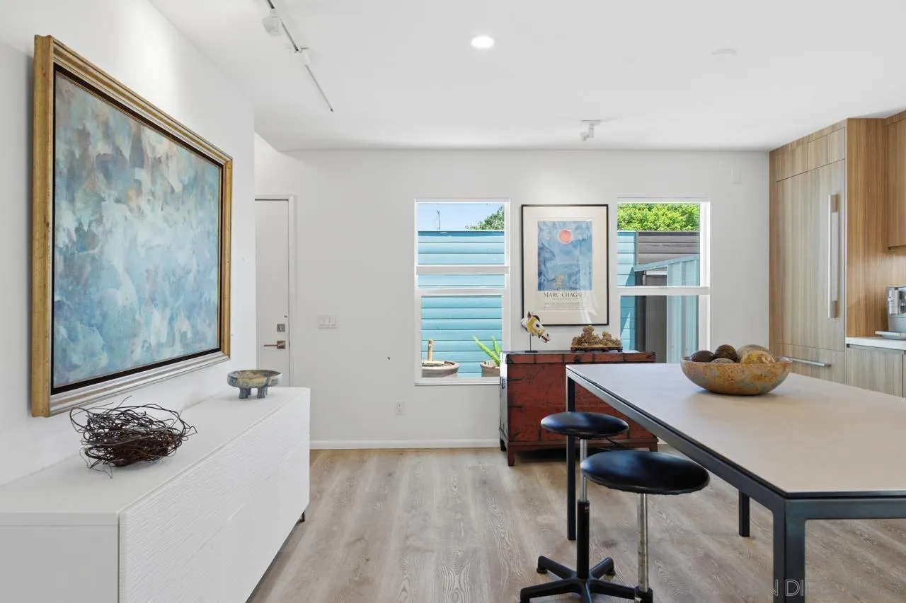 Photo #9: 260013933 Listing: Photo #9