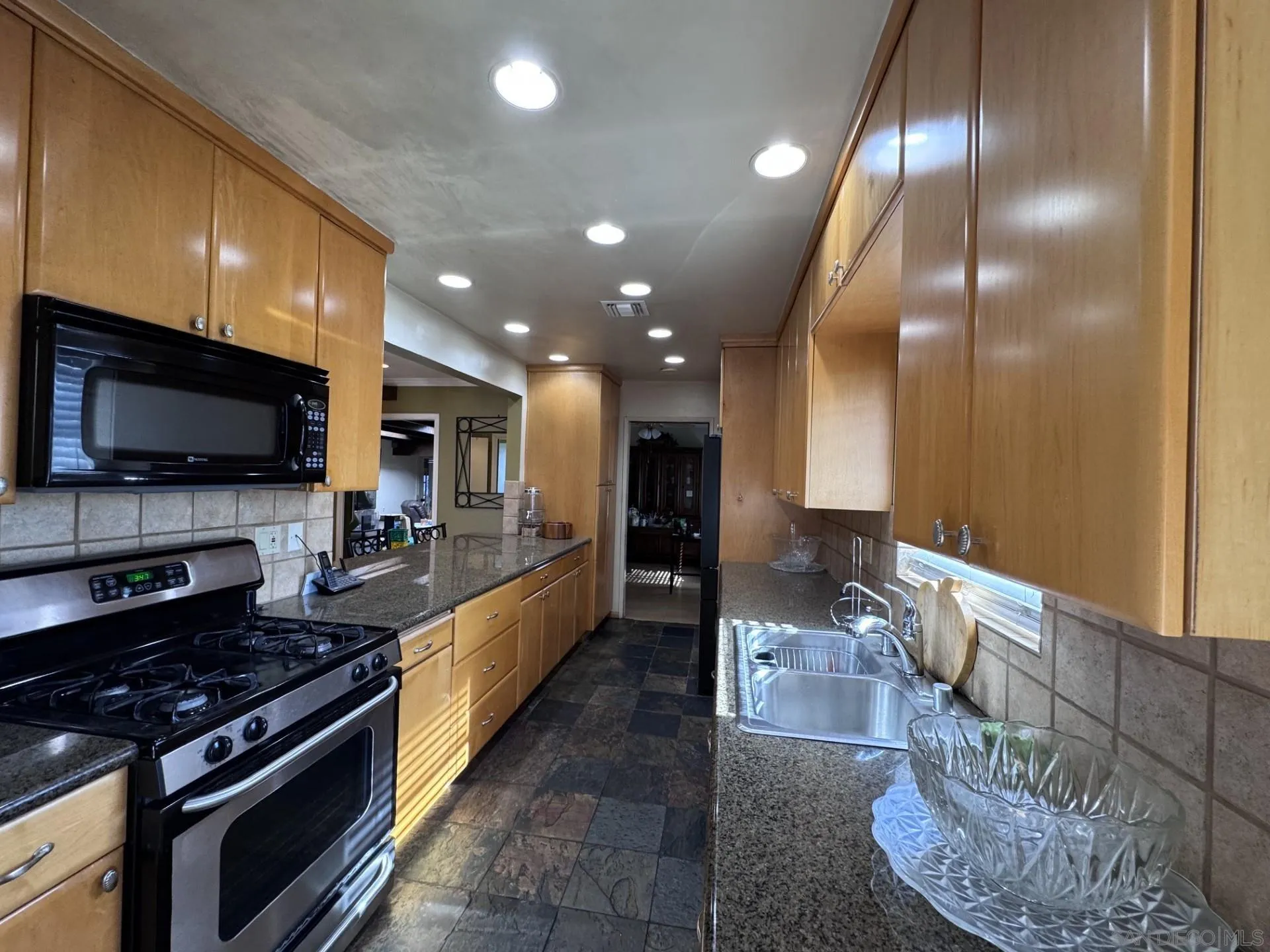 https://cdn.realtyfeed.com/cdn/127/260013934/44870a23db9f01b8b76134585a63706d.webp