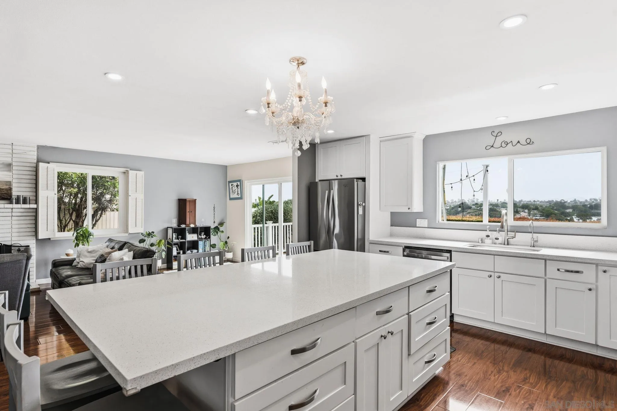 https://cdn.realtyfeed.com/cdn/127/260013935/1b883b680019f8d8355313a521589198.webp