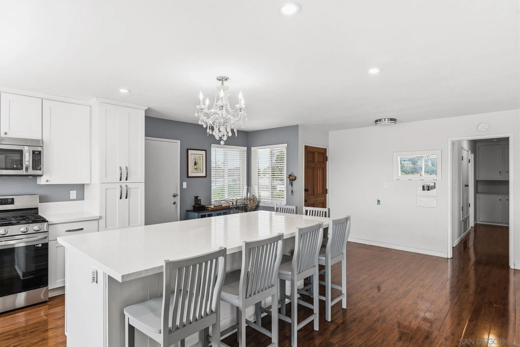 https://cdn.realtyfeed.com/cdn/127/260013935/3c9d56ba3837614c5b8a0bbe3c6d973b.webp