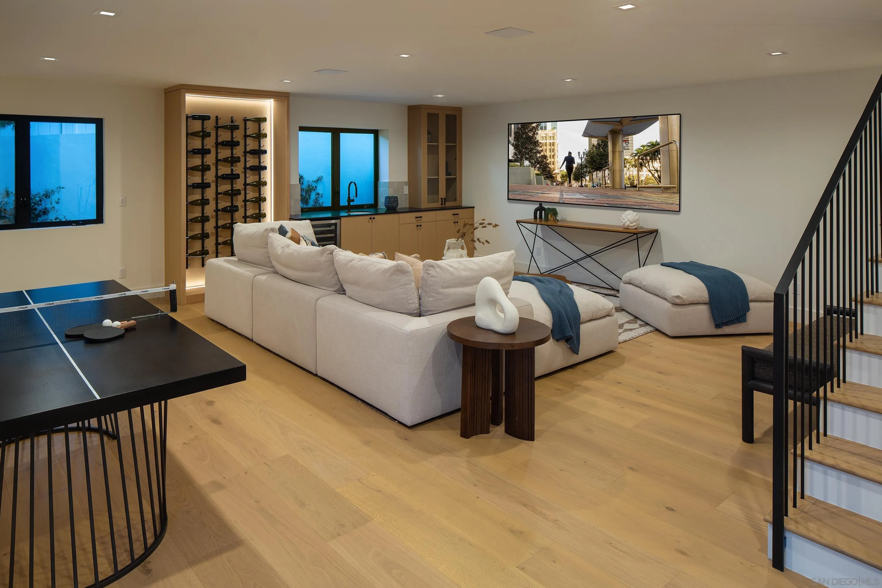 https://cdn.realtyfeed.com/cdn/127/260013944/ae9cc0fbf67ebf668bbf5afec9d88a80.webp