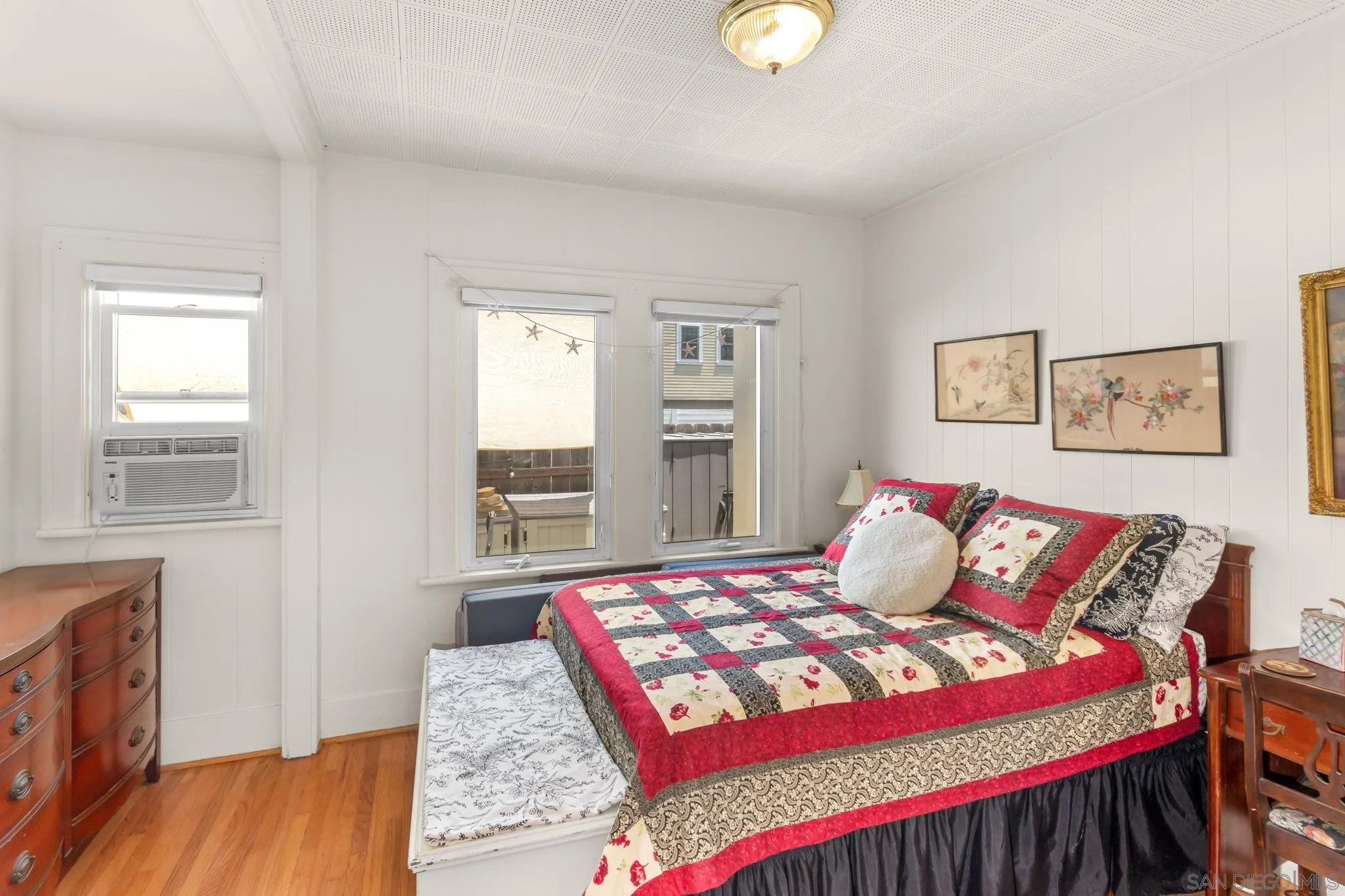 https://cdn.realtyfeed.com/cdn/127/260013946/52660f9326e5134debcb7a4329c7bb22.webp