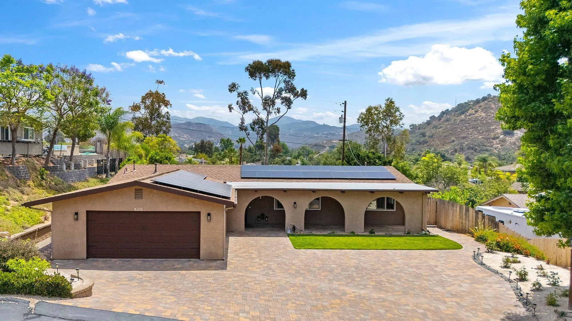 https://cdn.realtyfeed.com/cdn/127/260013951/a56d2c545b383c2b4e359dfb43ed2f21.webp